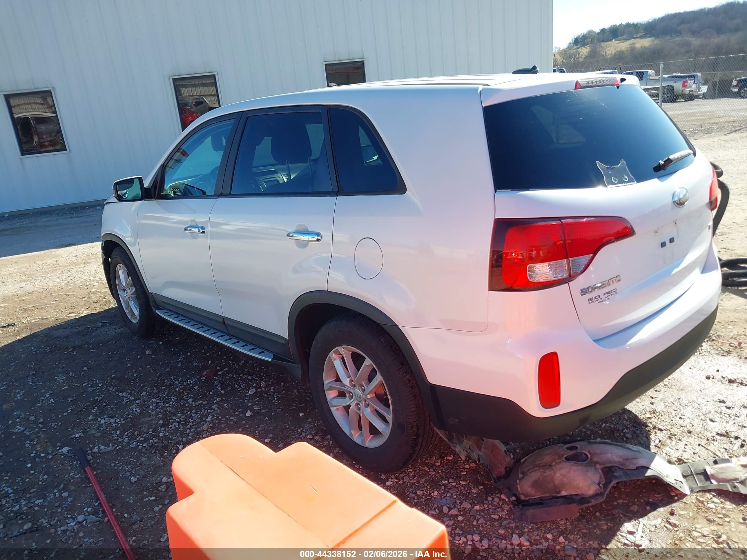 KIA SORENTO image 3