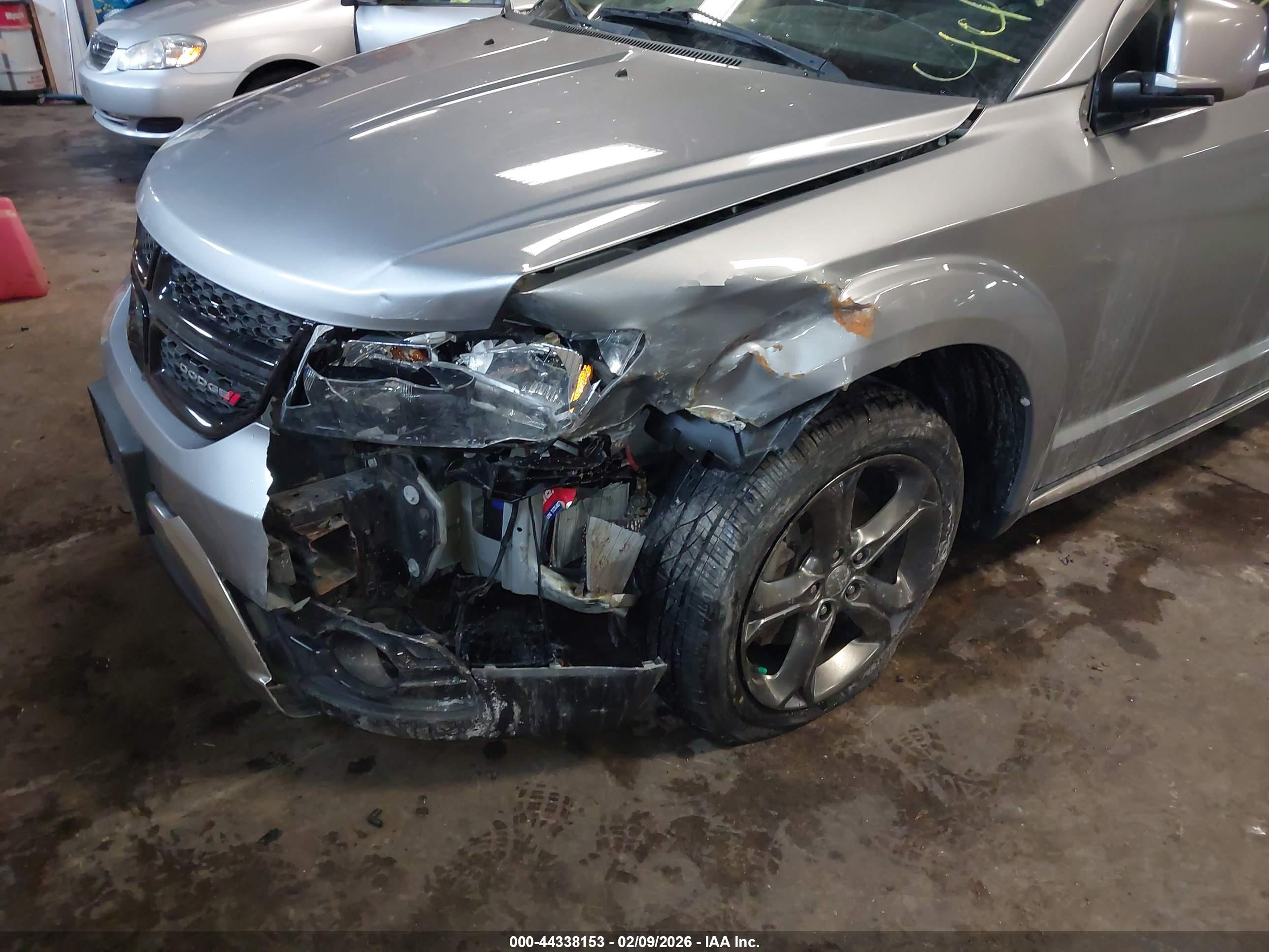 DODGE JOURNEY image 6
