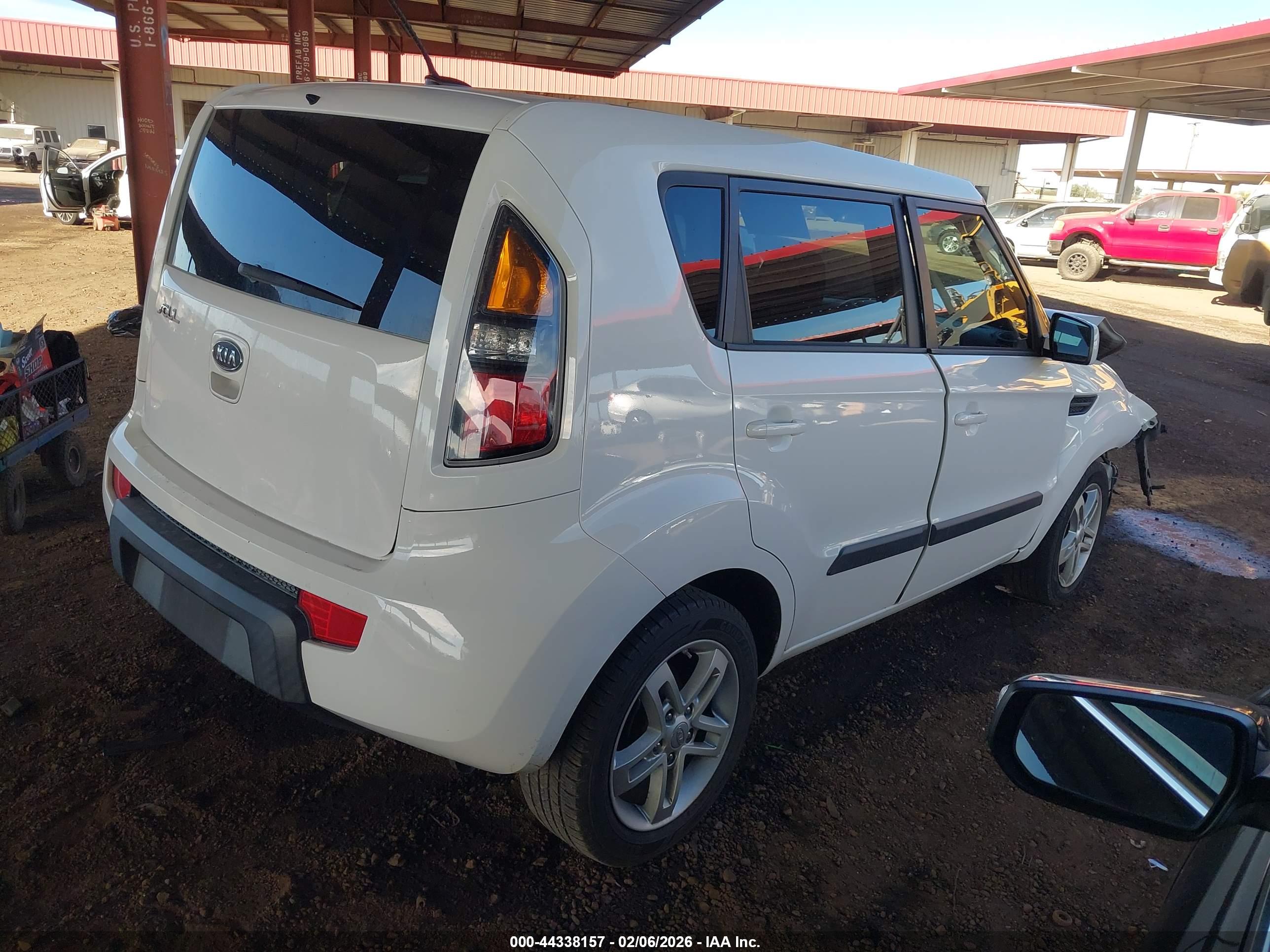 KIA SOUL image 4
