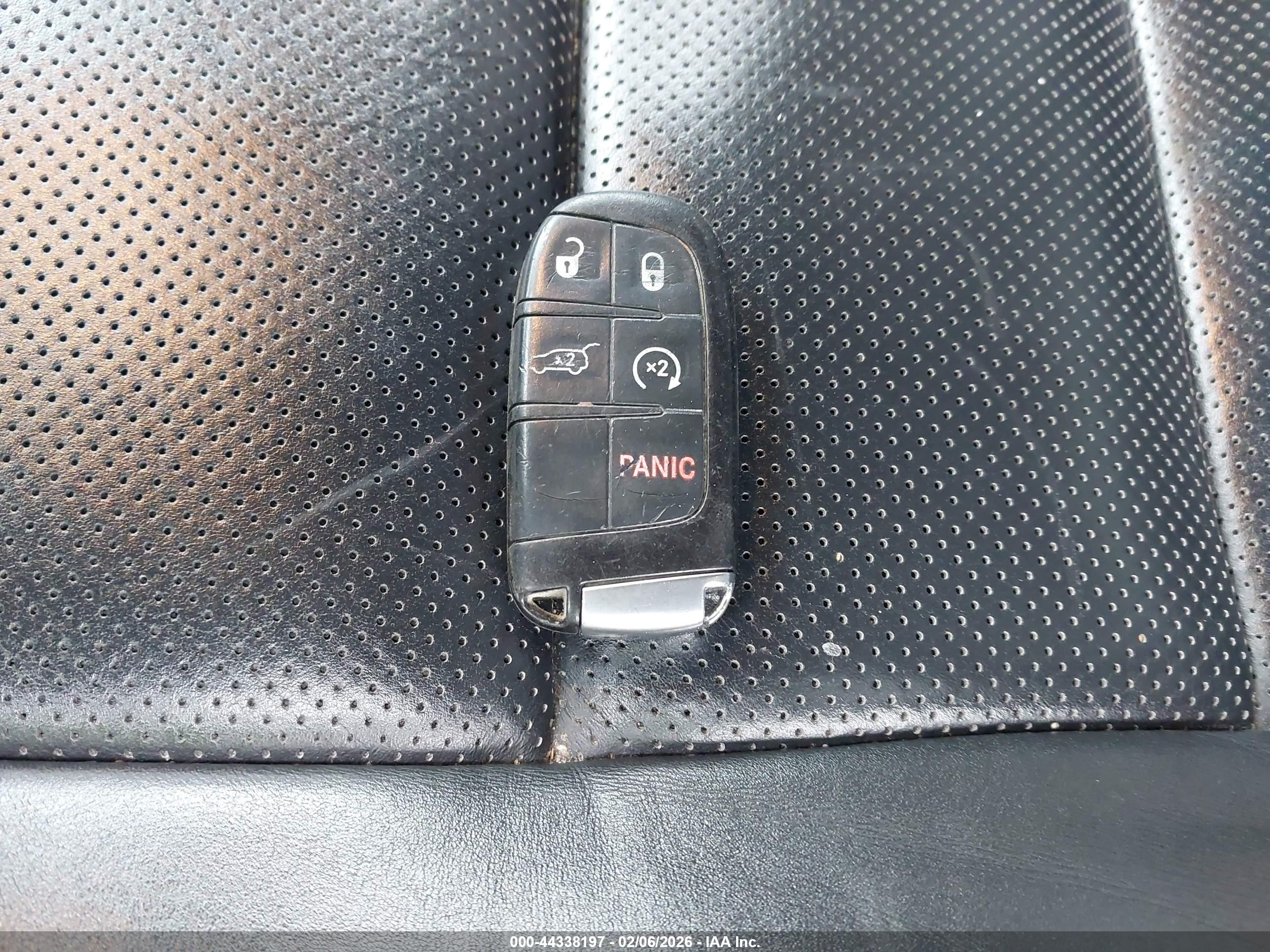 JEEP GRAND image 11