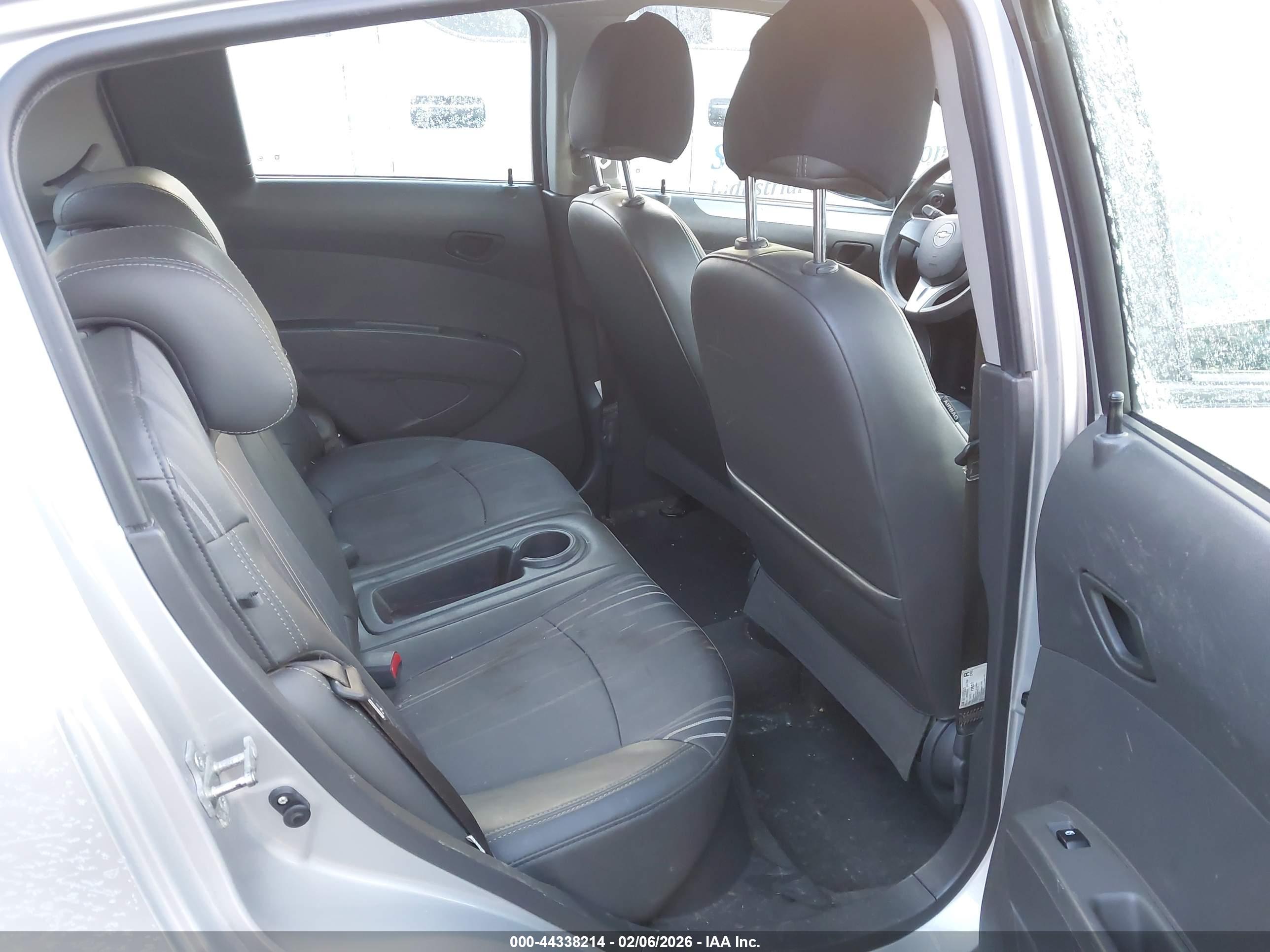 CHEVROLET SPARK image 8