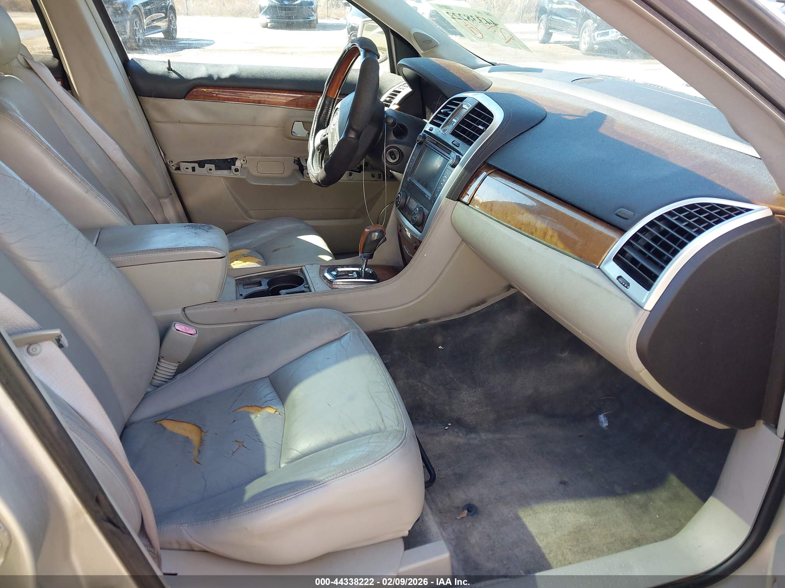 CADILLAC SRX image 5