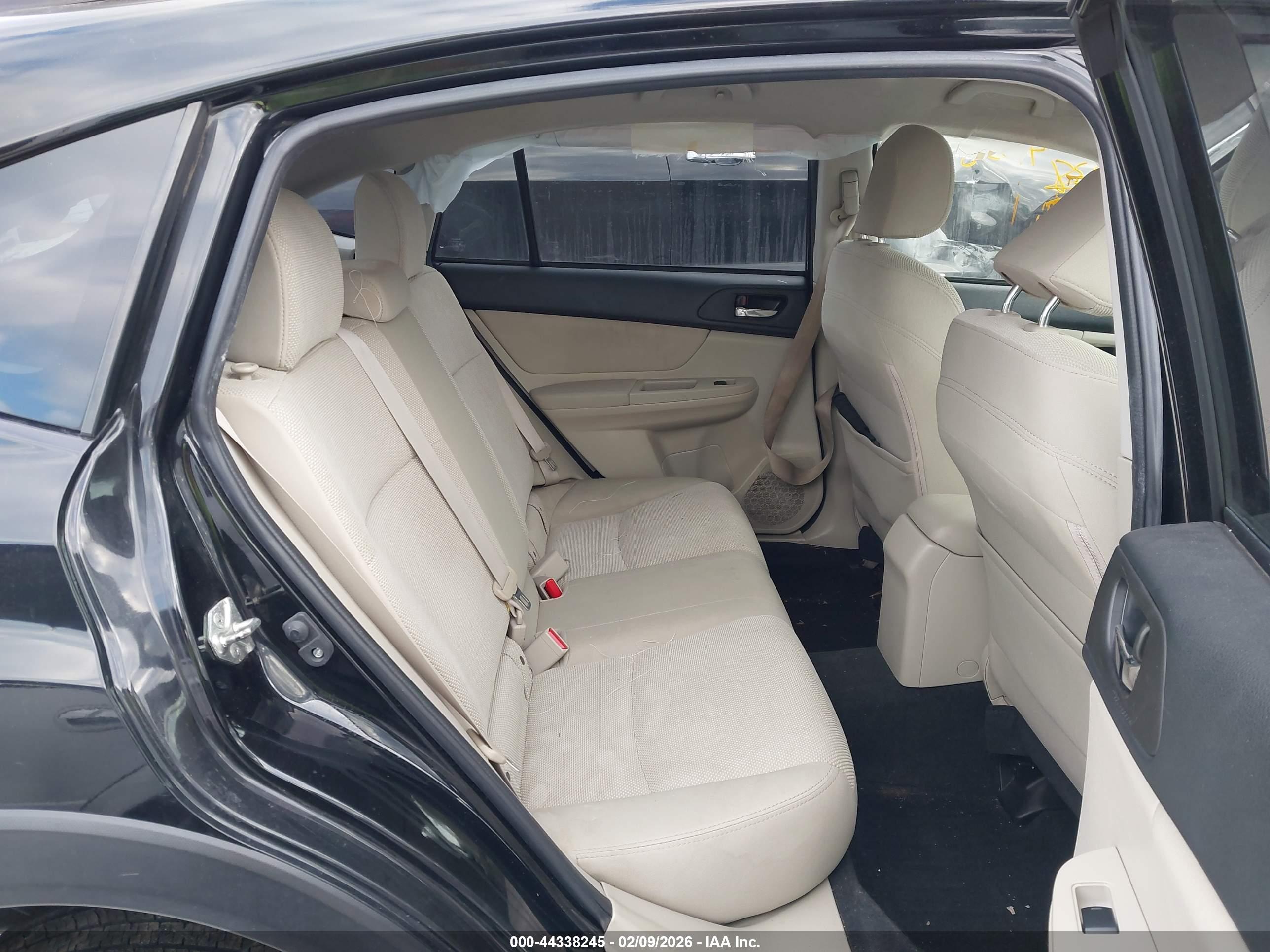 SUBARU XV image 8