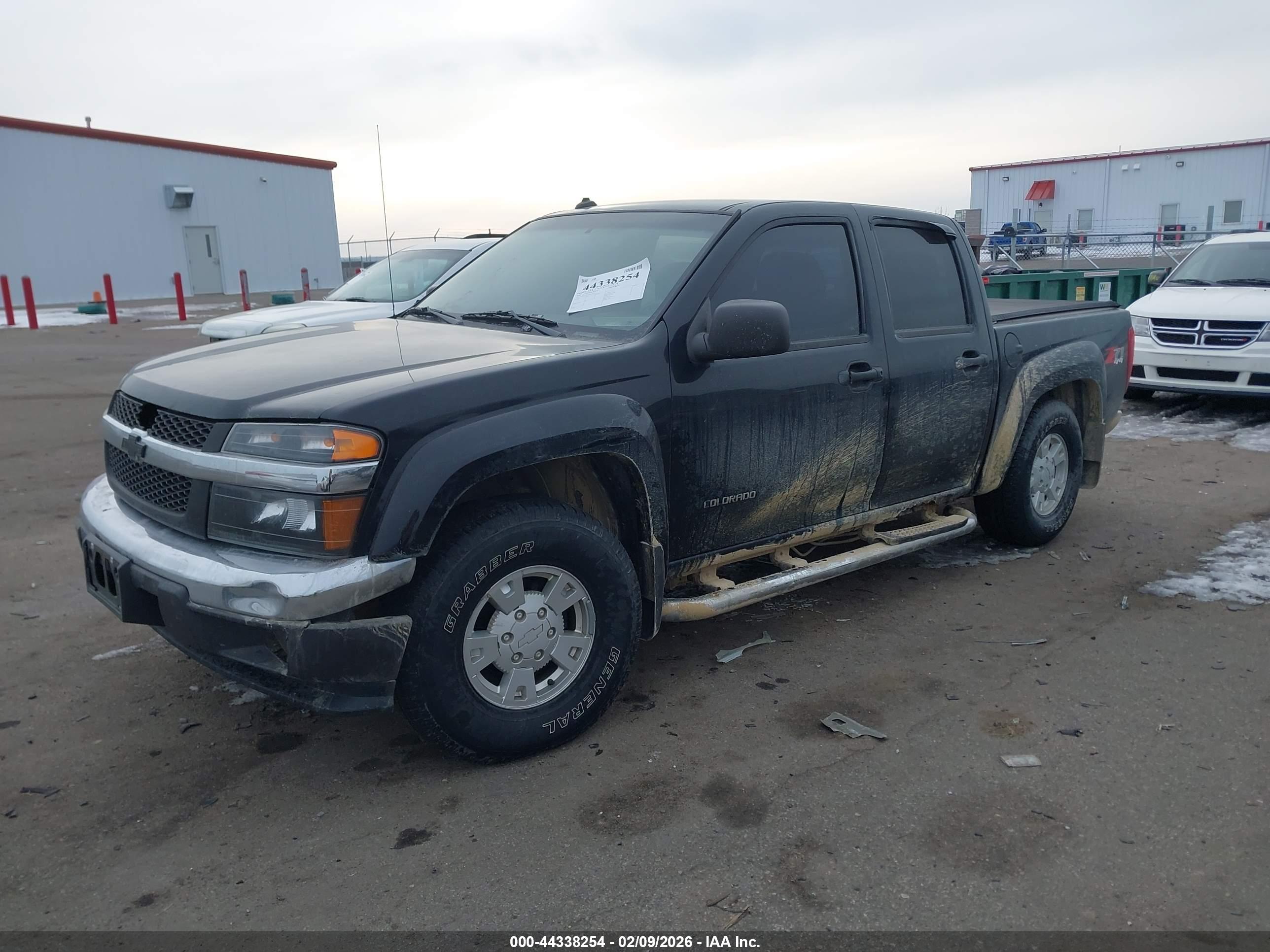 CHEVROLET COLORADO image 2
