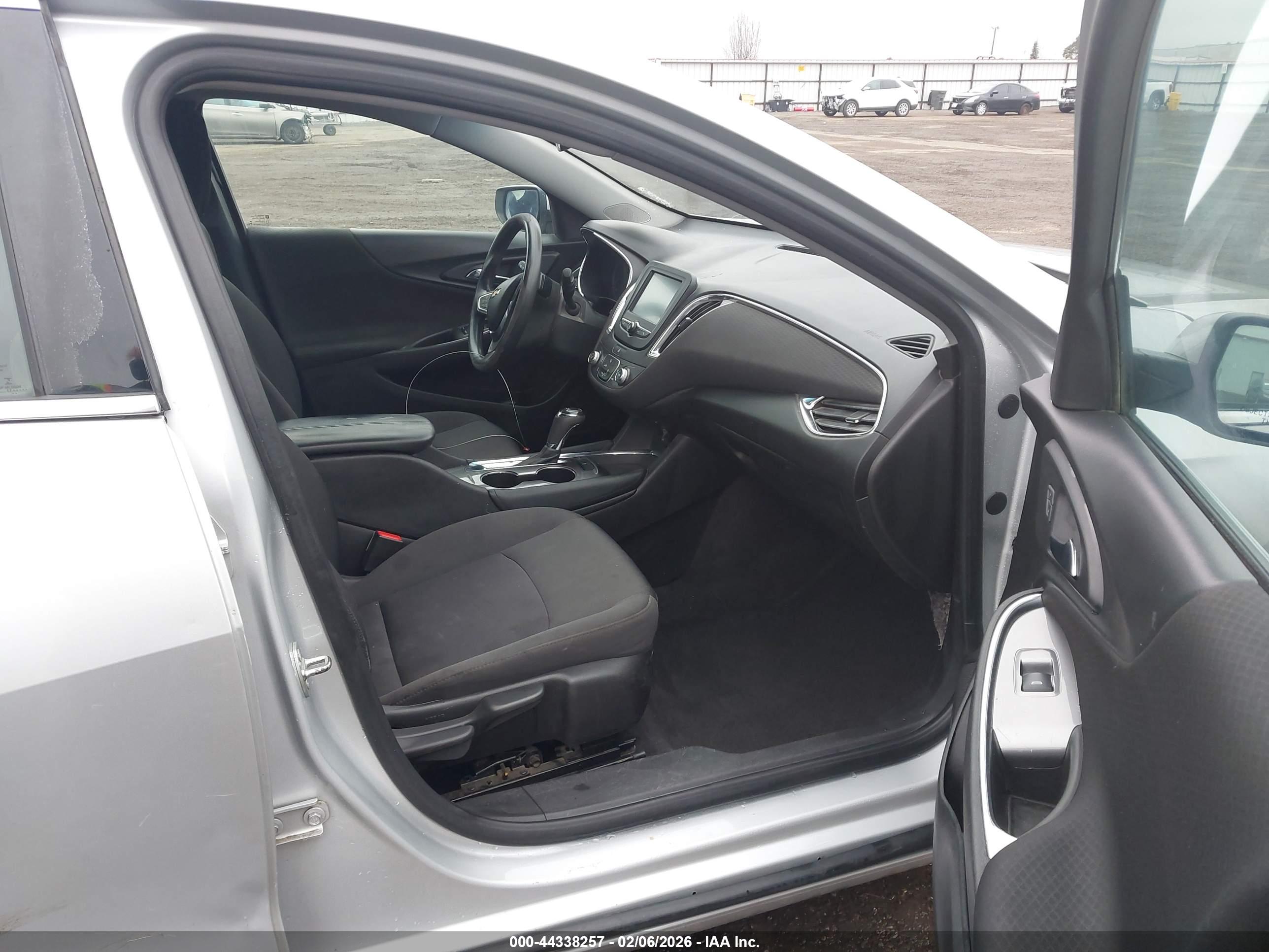 CHEVROLET MALIBU image 5