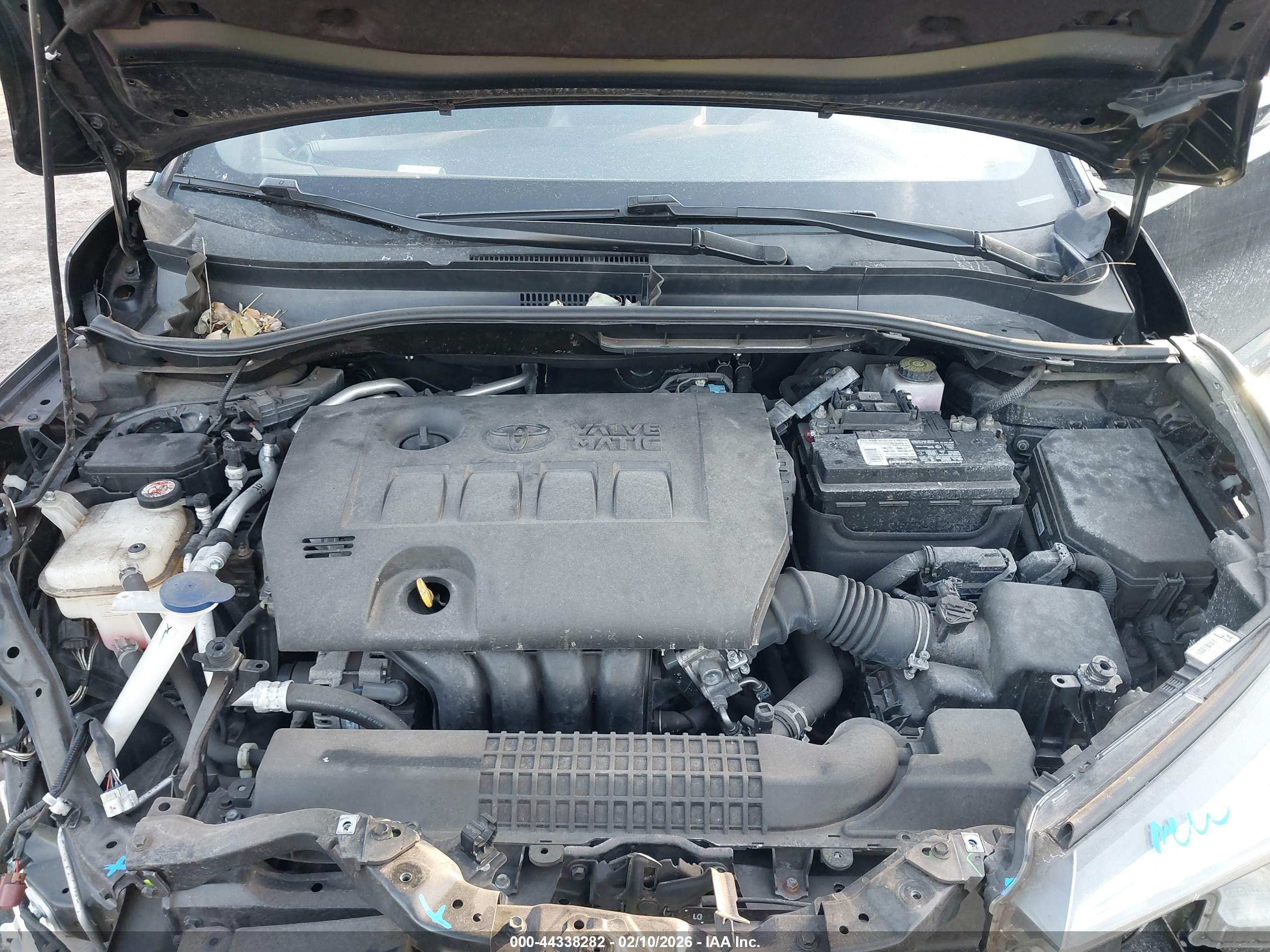 TOYOTA C-HR image 10