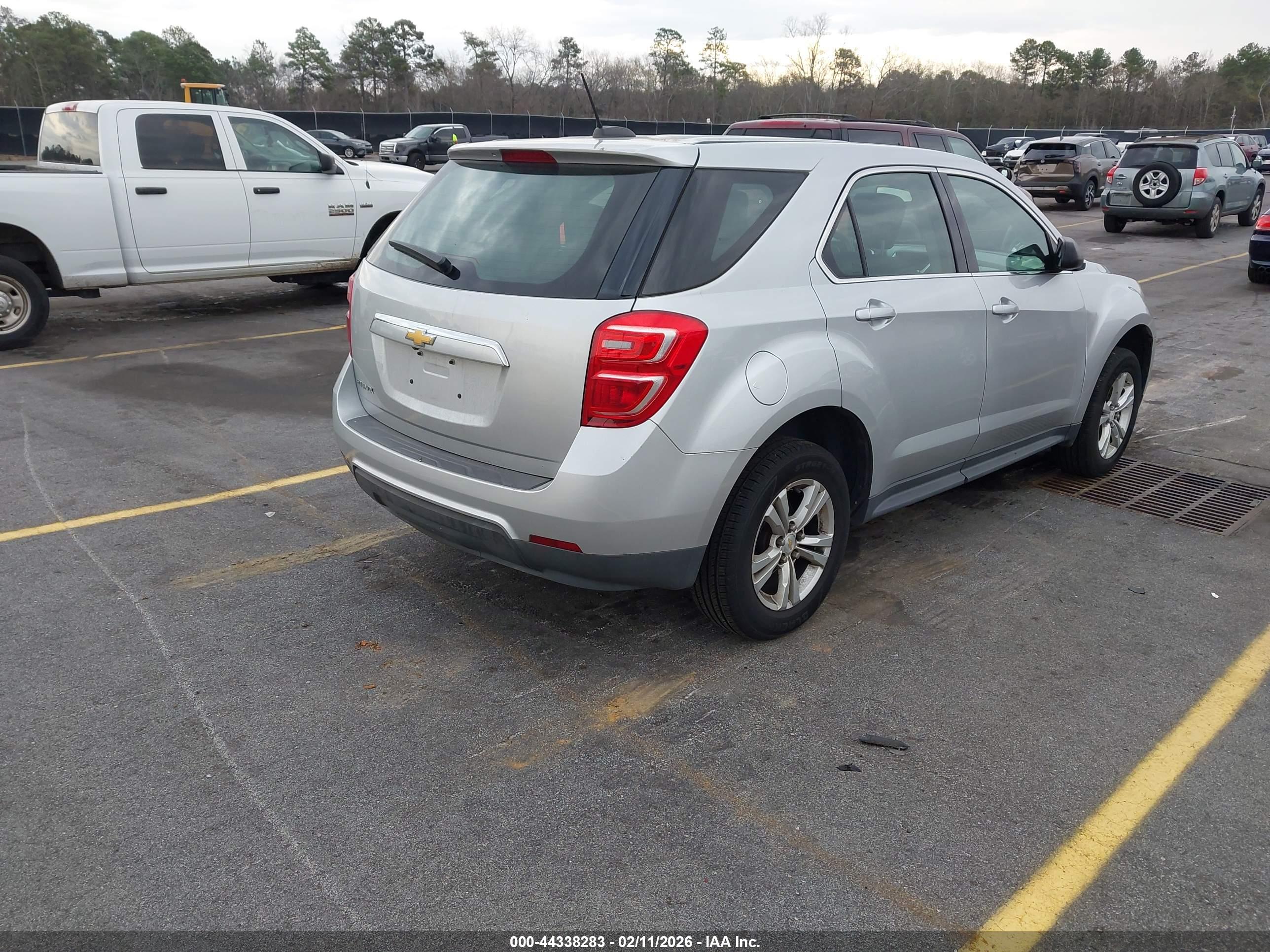 CHEVROLET EQUINOX image 4