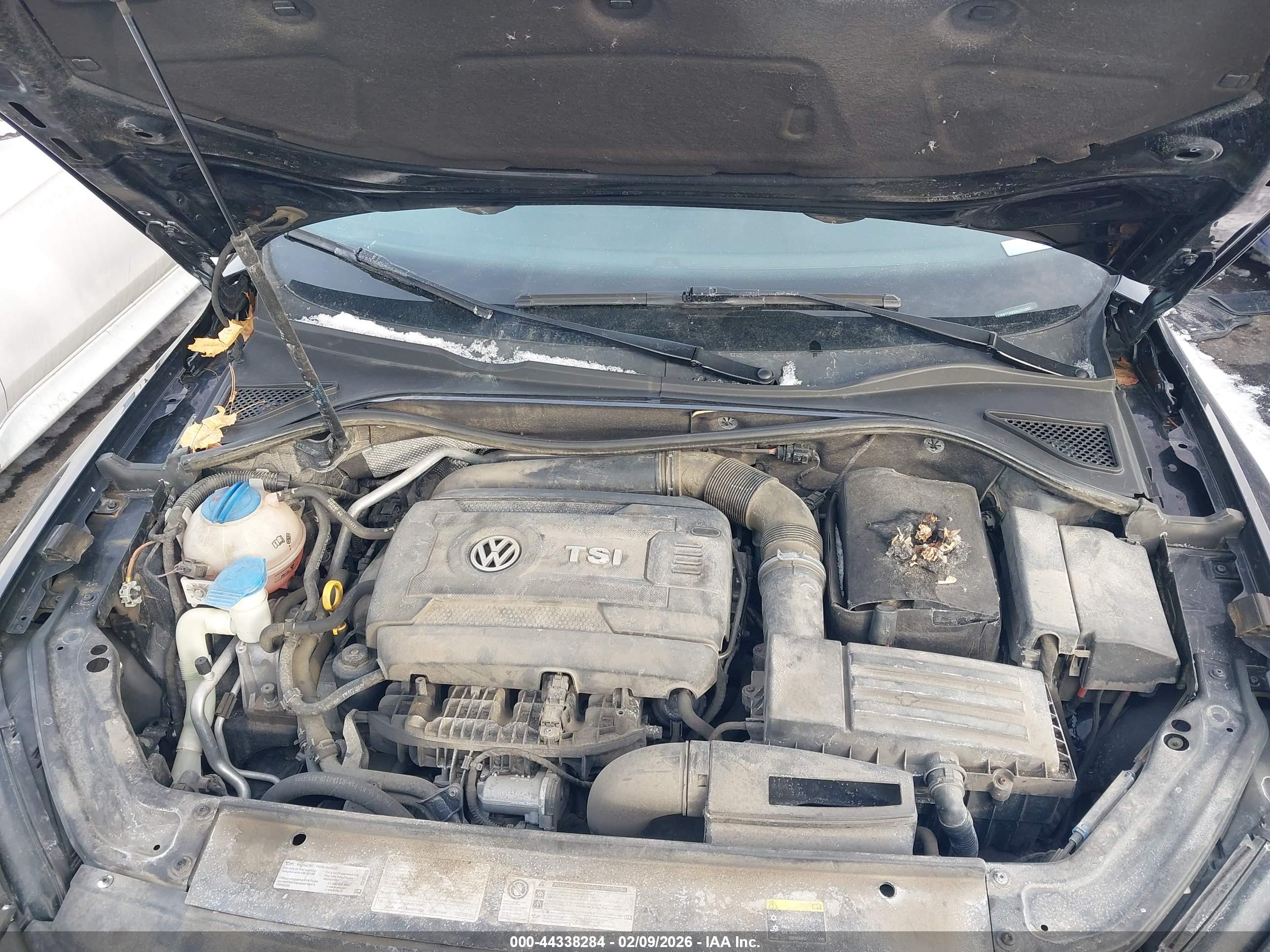 VOLKSWAGEN PASSAT image 10
