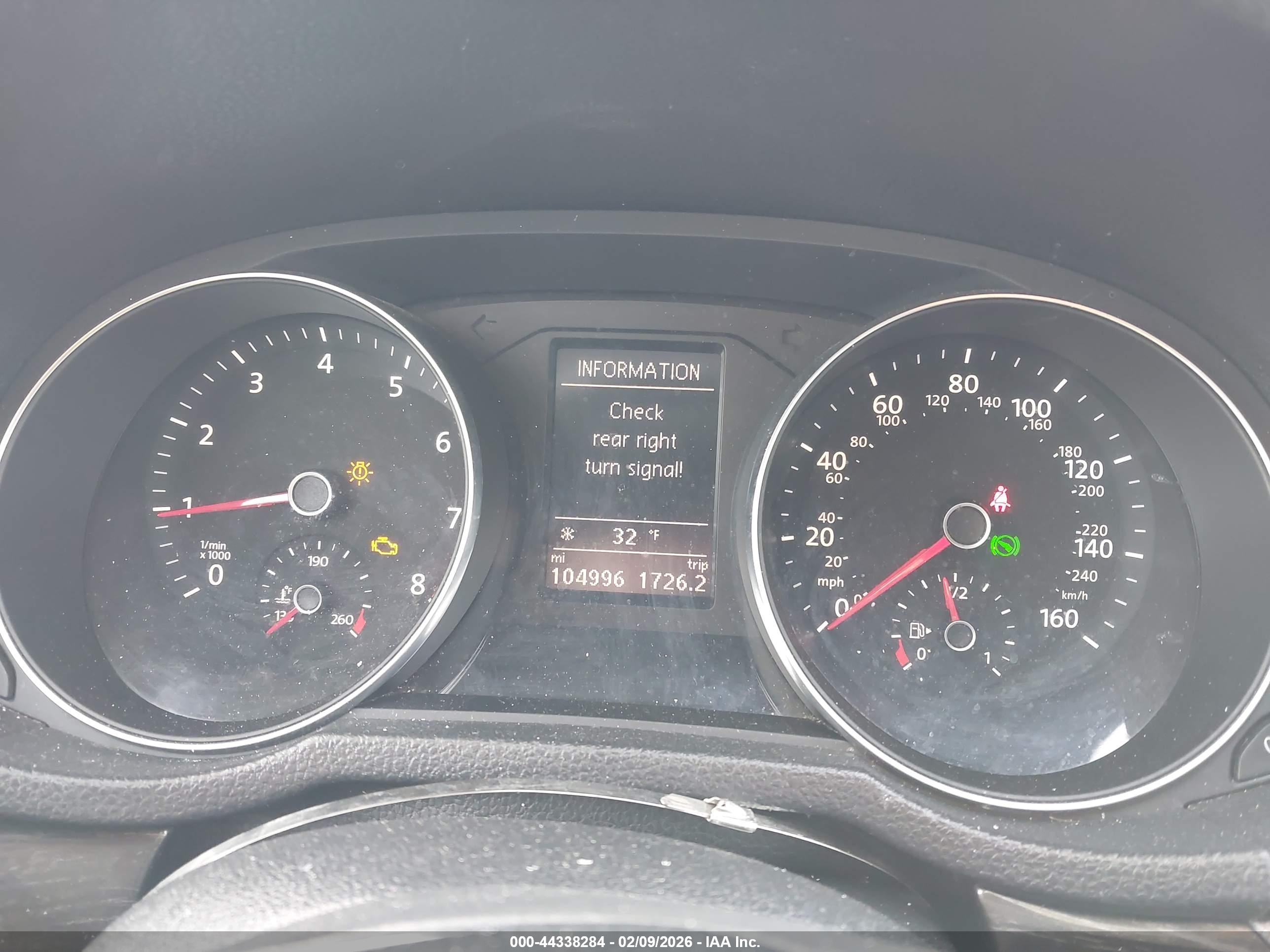 VOLKSWAGEN PASSAT image 7