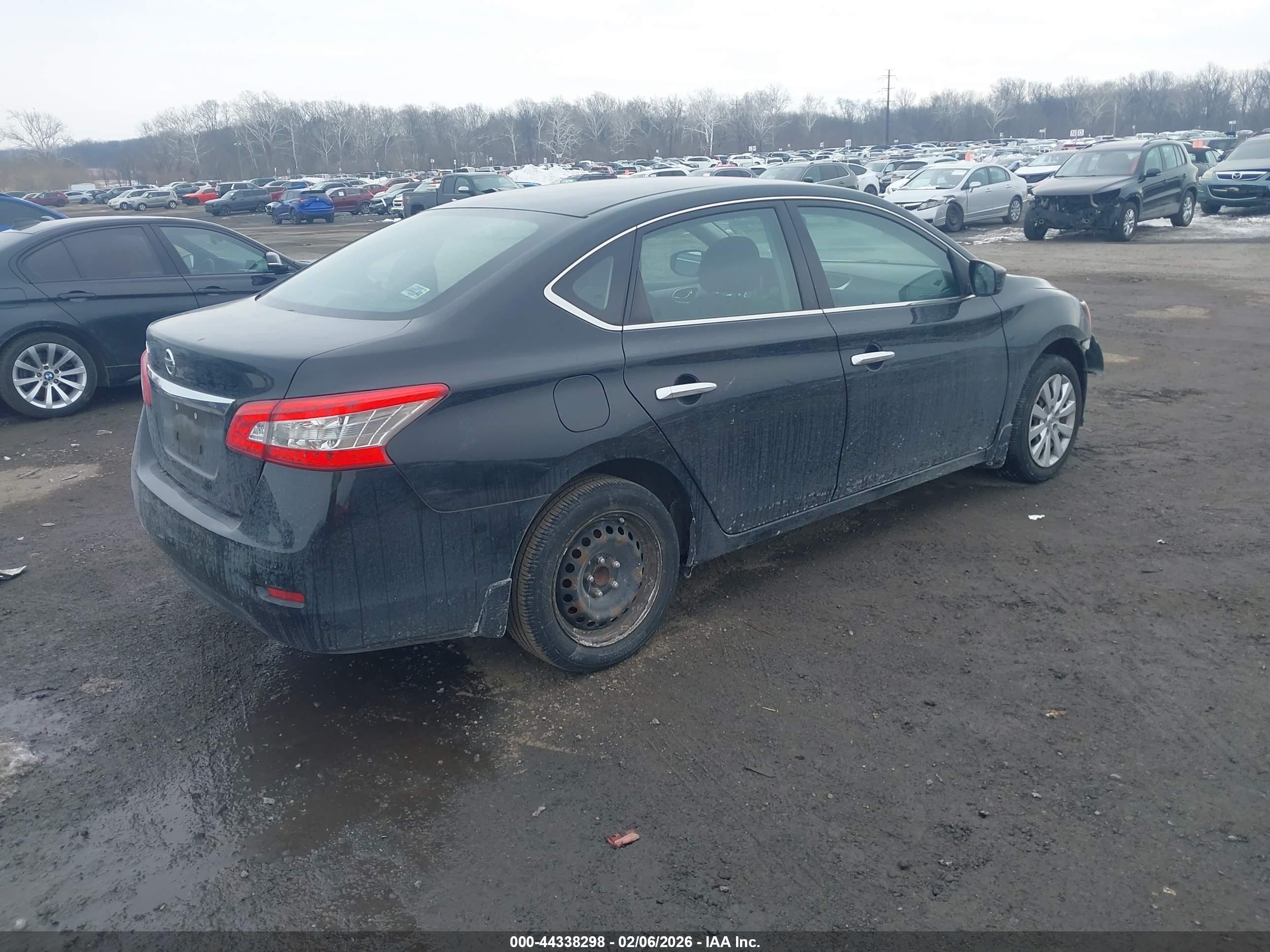 NISSAN SENTRA image 4