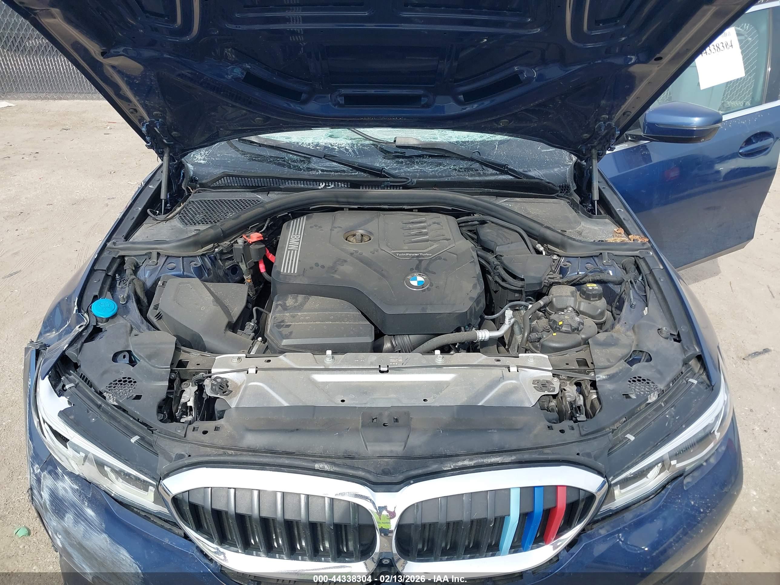 BMW 330I image 10