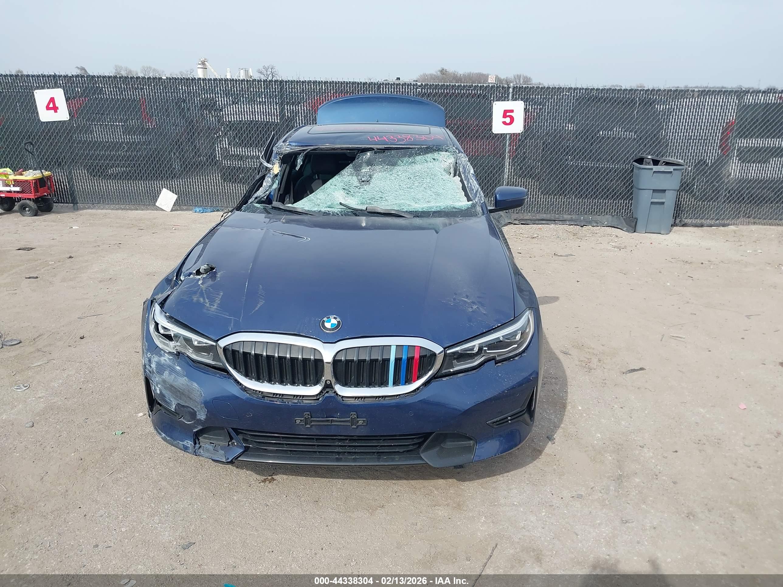 BMW 330I image 6