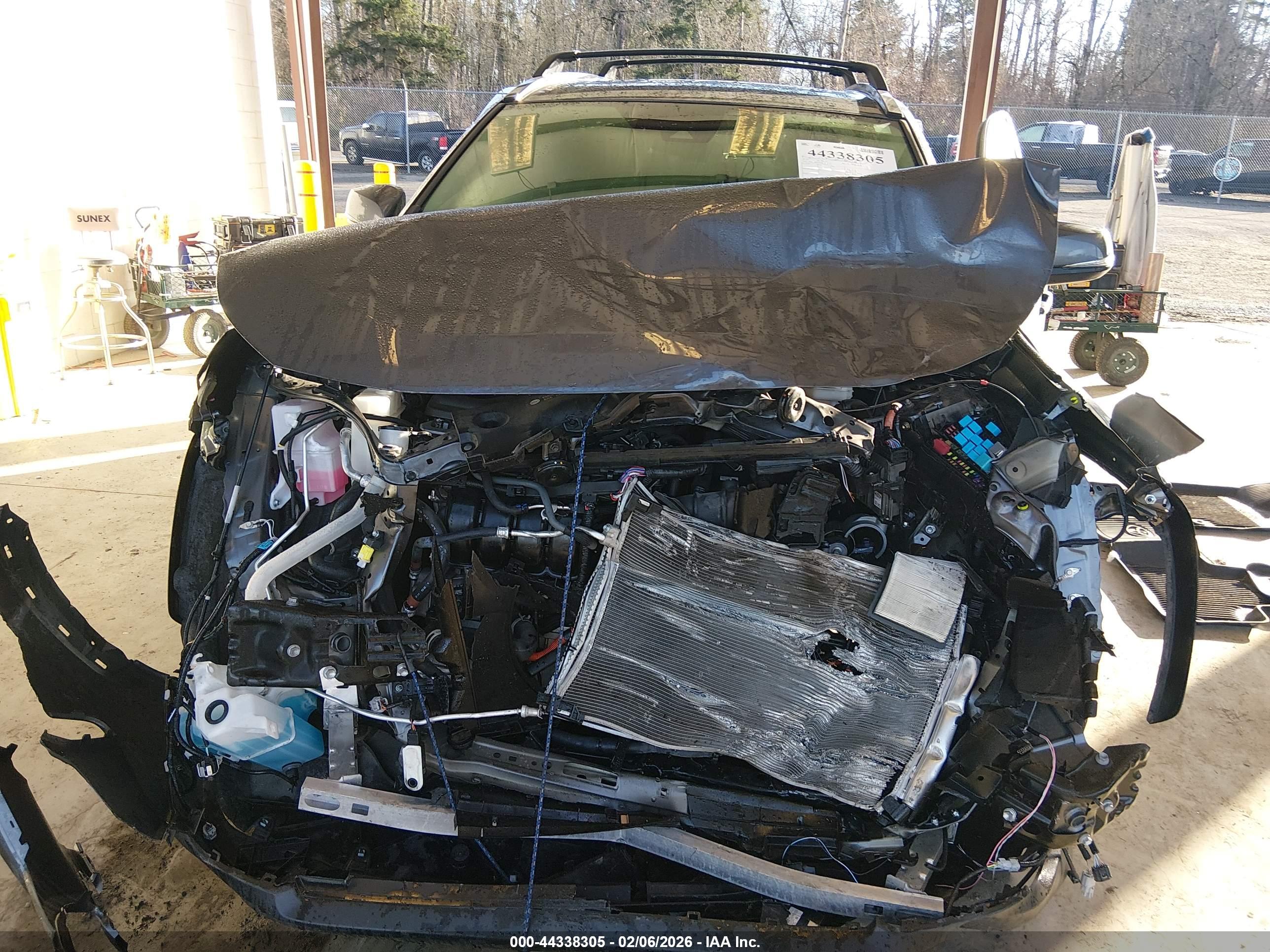 TOYOTA RAV4 image 6