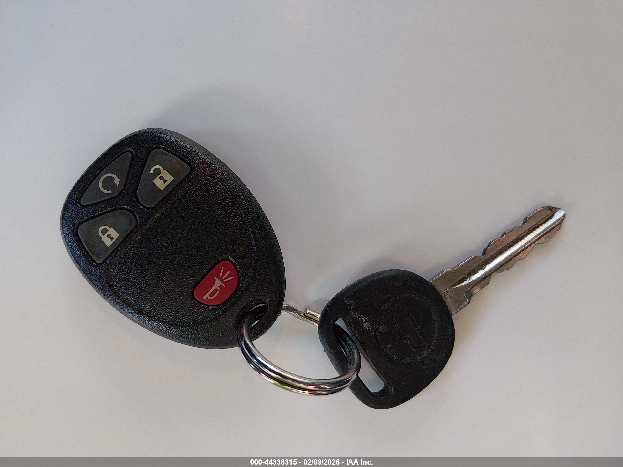 CHEVROLET TRAVERSE image 11