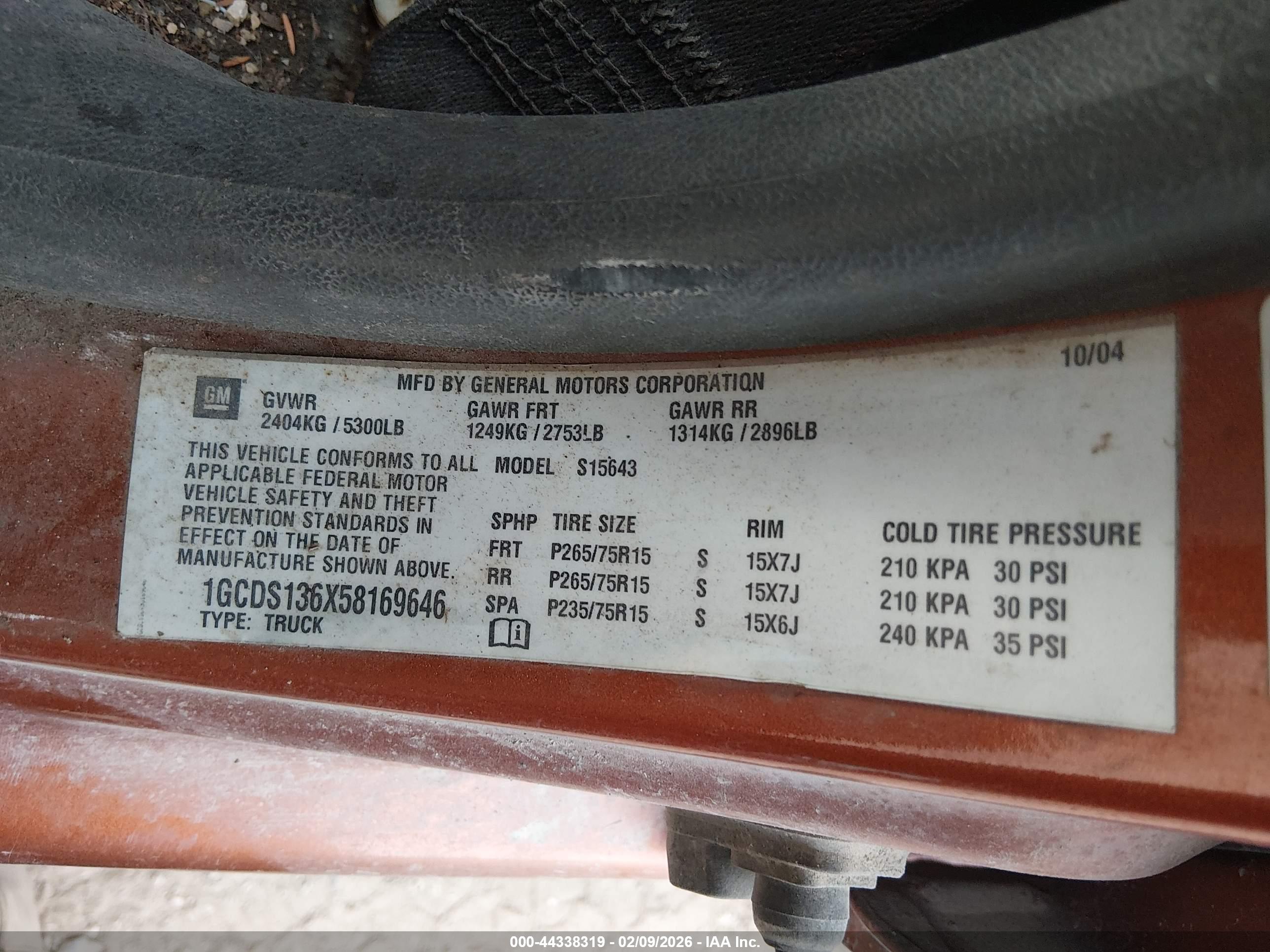 CHEVROLET COLORADO image 9