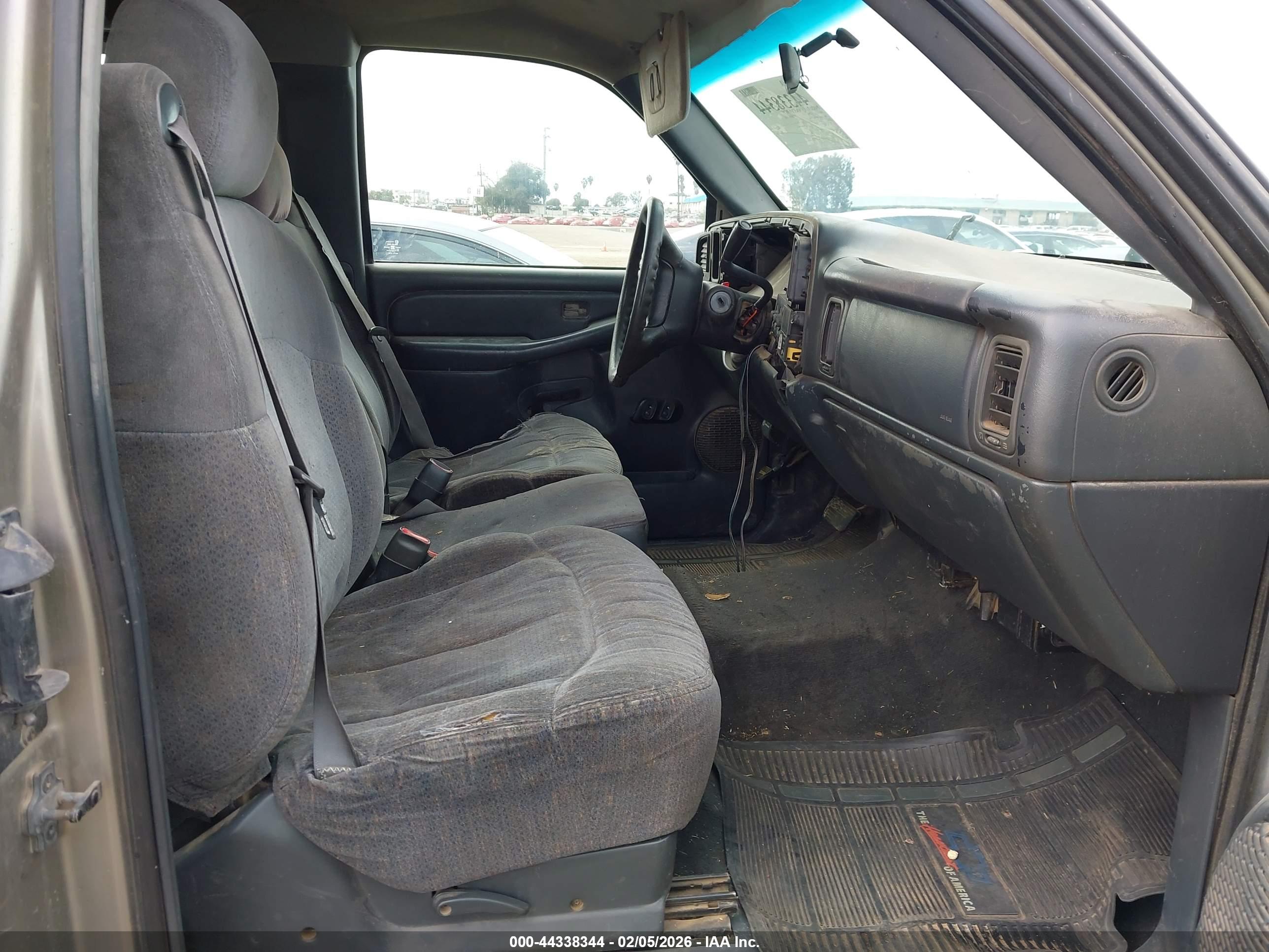GMC SIERRA image 5