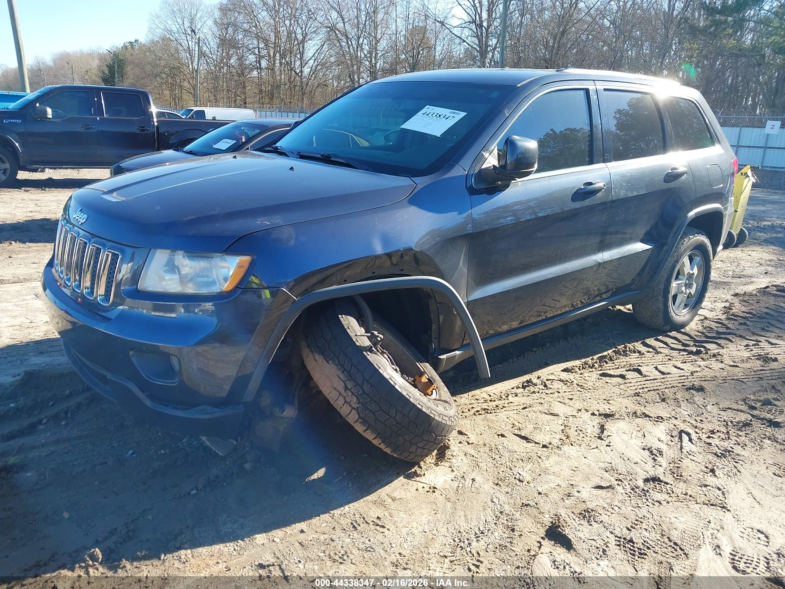JEEP GRAND image 2