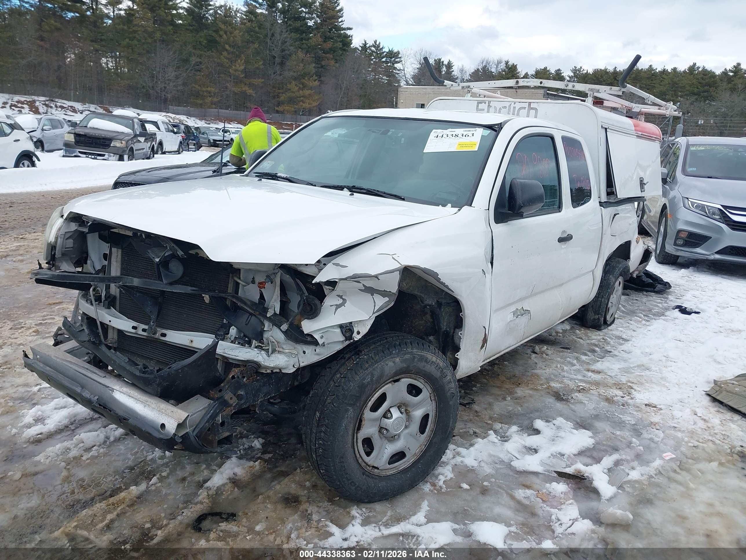 TOYOTA TACOMA image 2