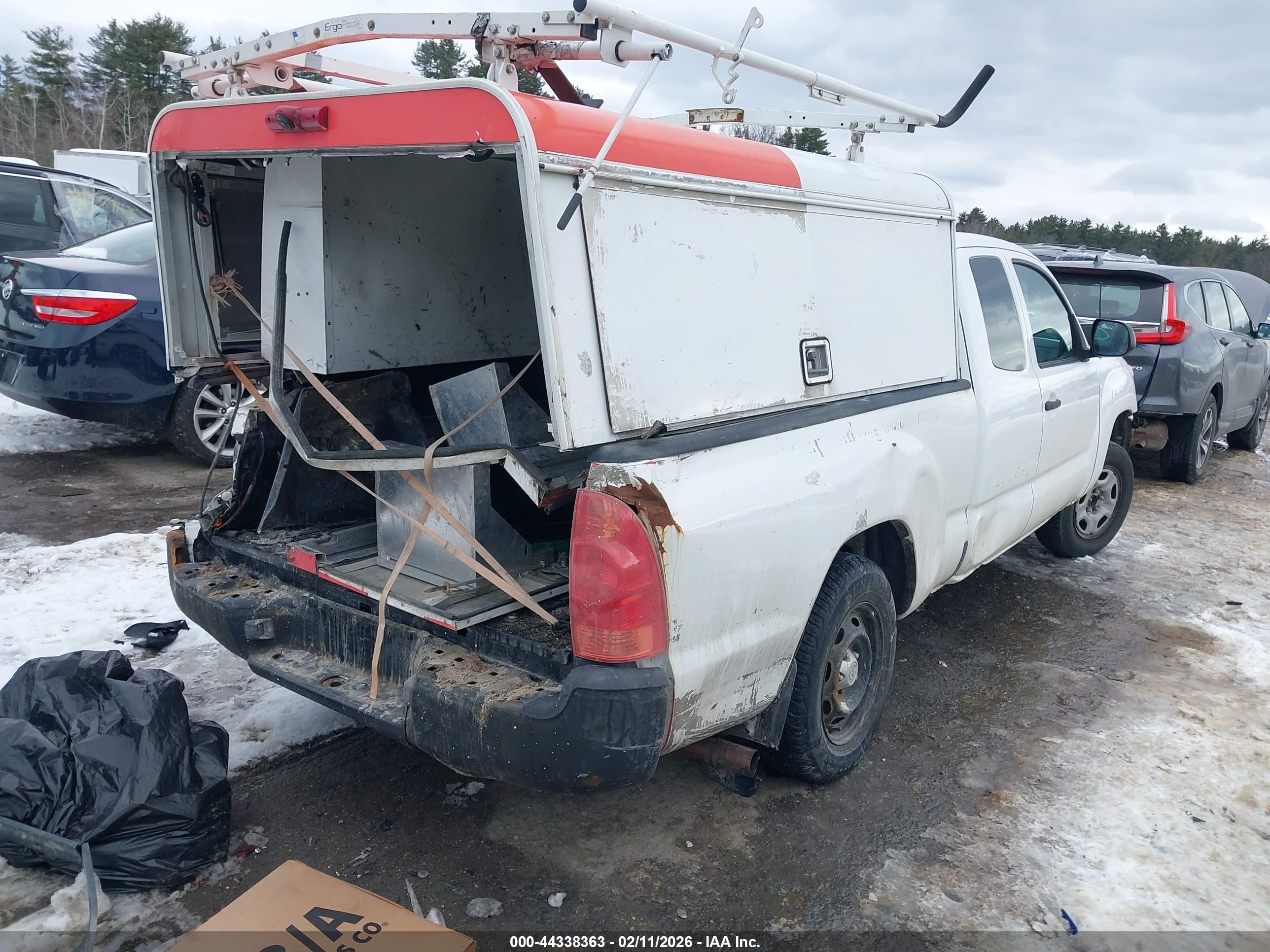 TOYOTA TACOMA image 4