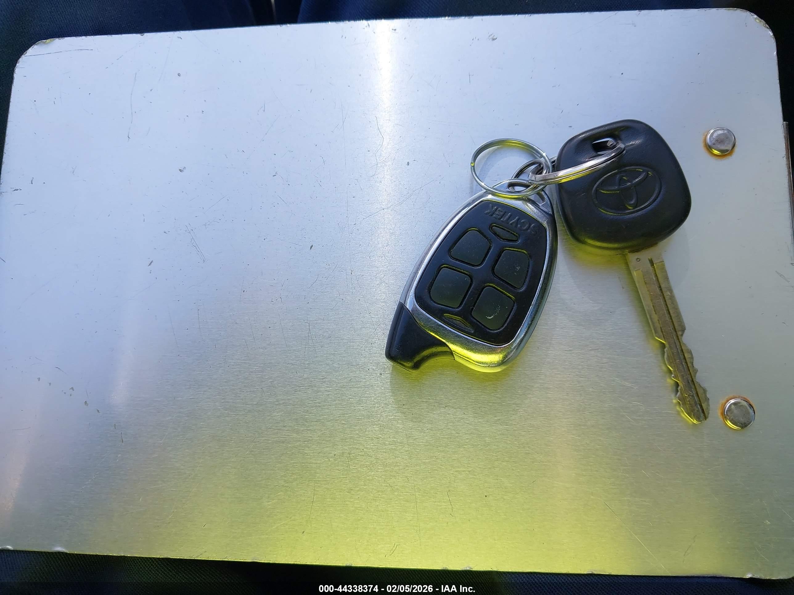 TOYOTA COROLLA image 11