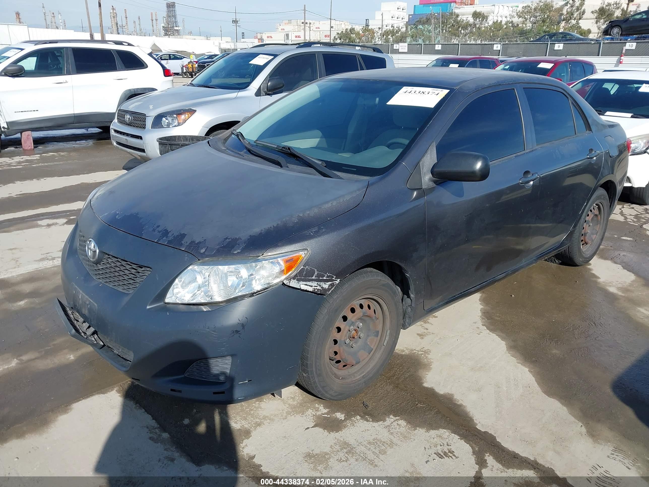 TOYOTA COROLLA image 2