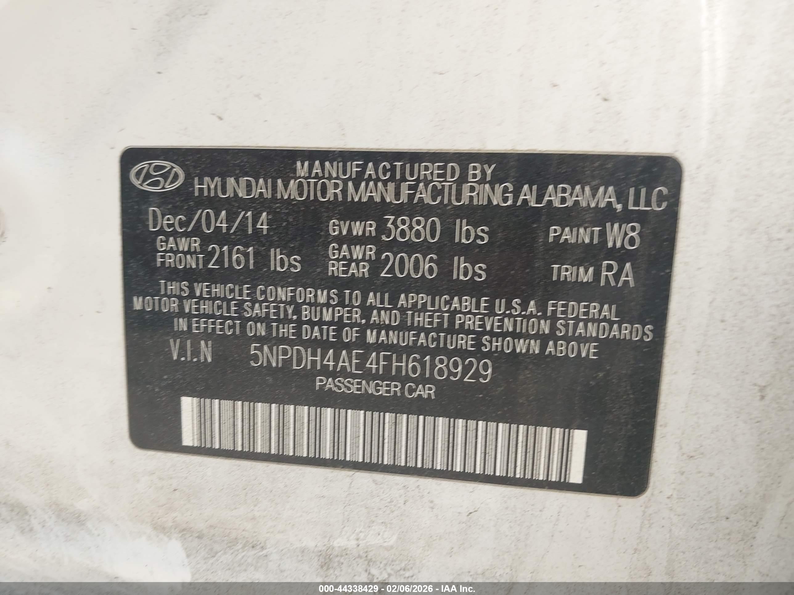 HYUNDAI ELANTRA image 9