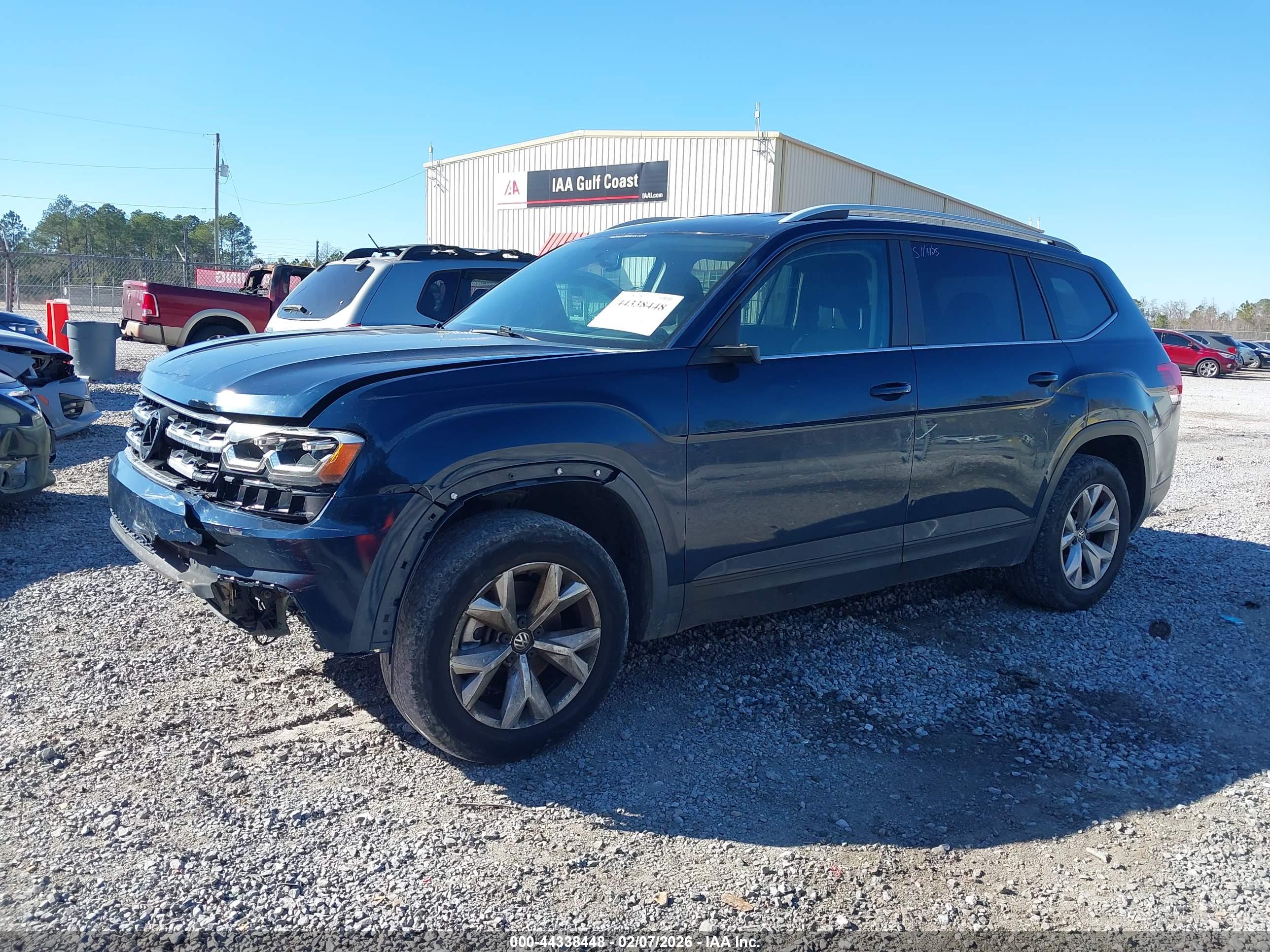 VOLKSWAGEN ATLAS image 2