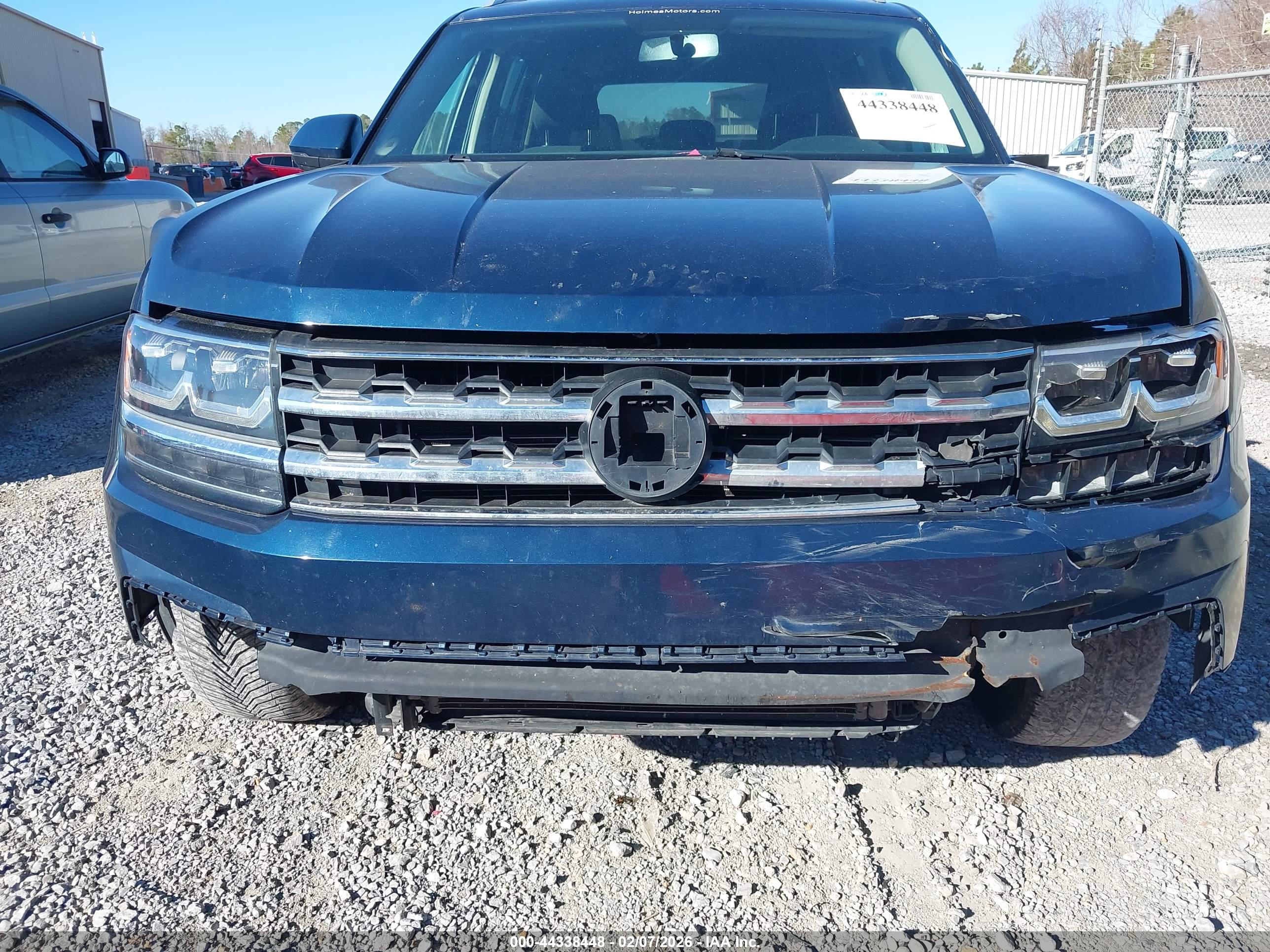 VOLKSWAGEN ATLAS image 6