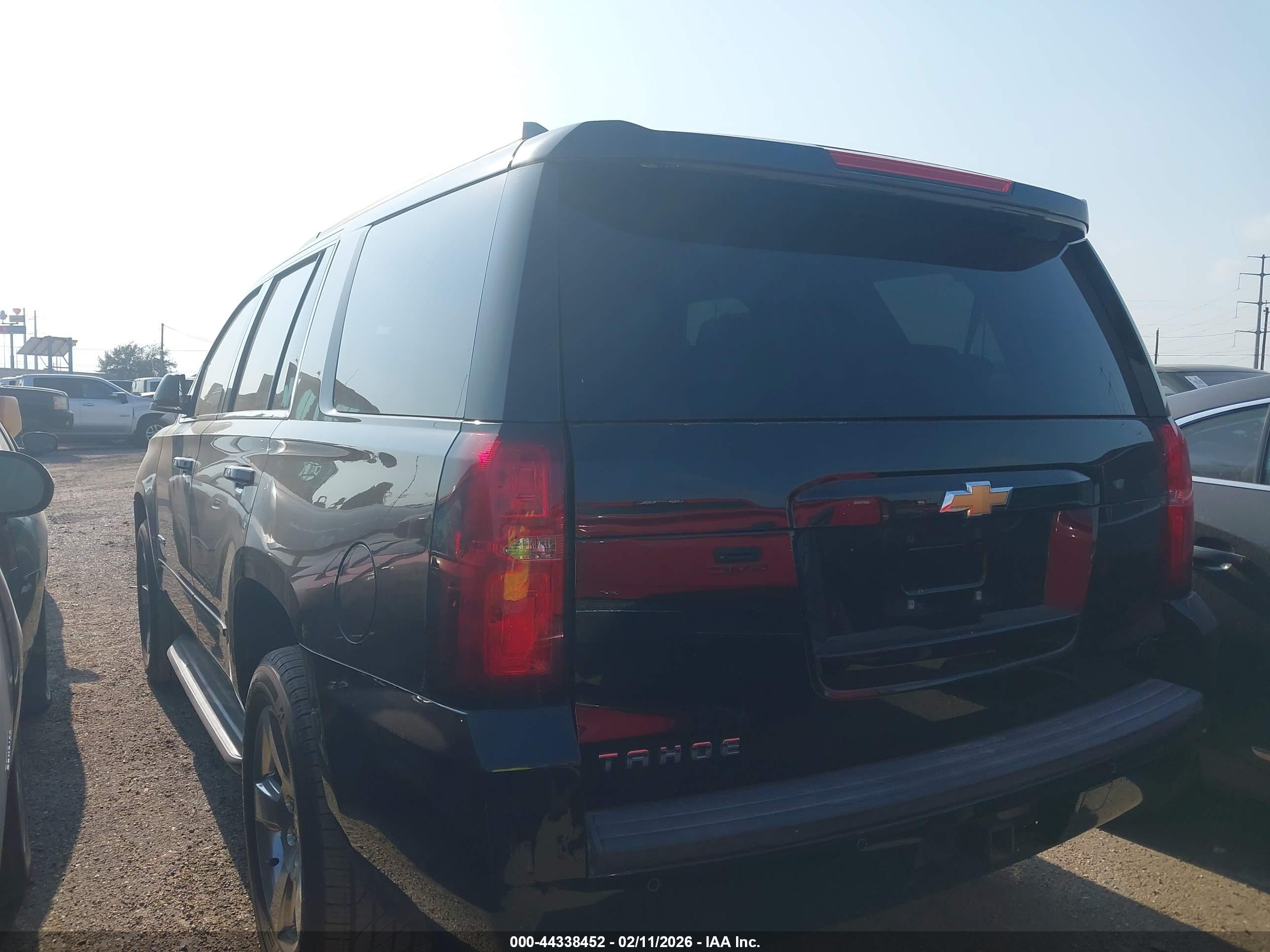 CHEVROLET TAHOE image 3