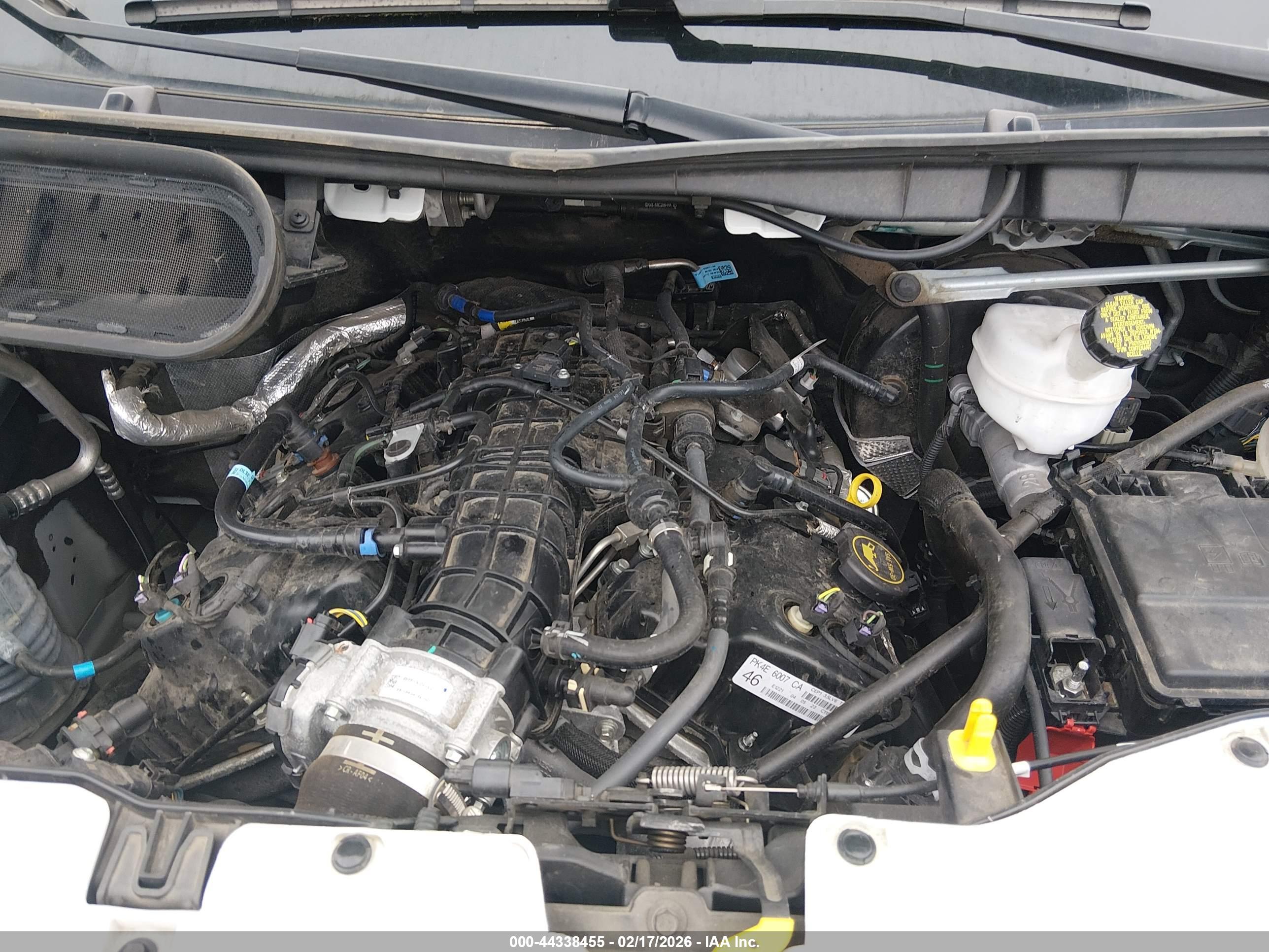 FORD TRANSIT-350 image 10