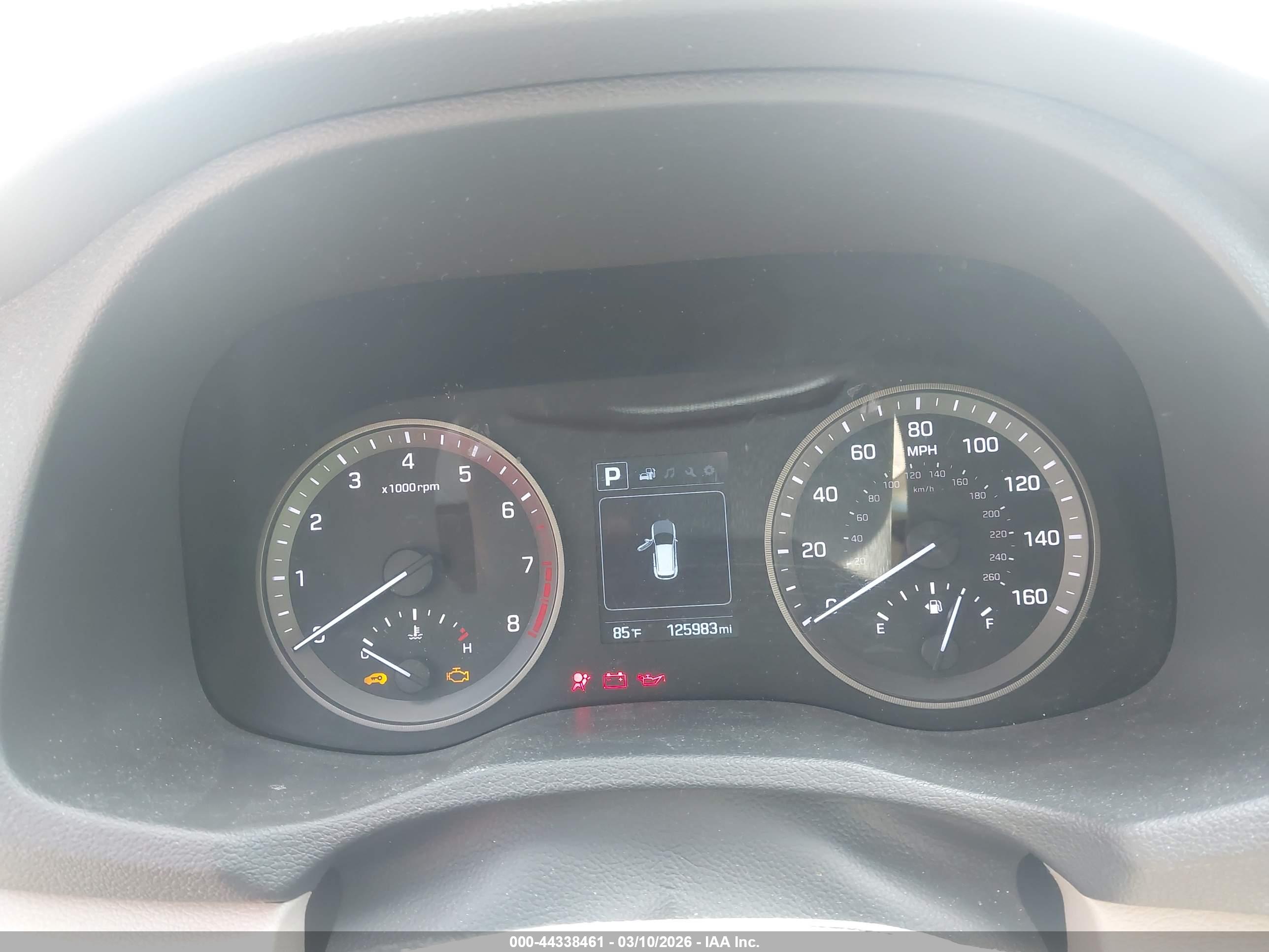 HYUNDAI TUCSON image 7