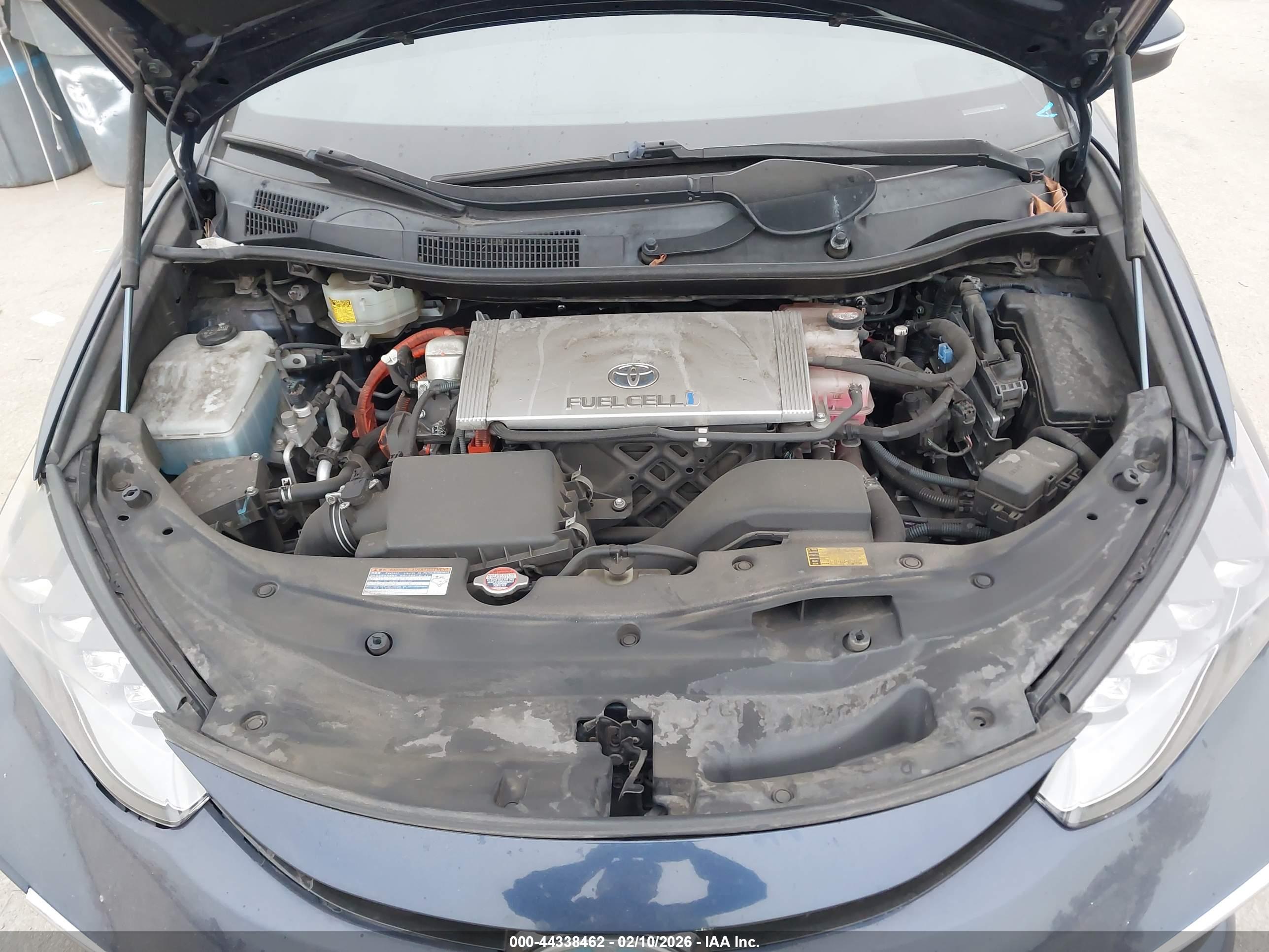 TOYOTA MIRAI image 10