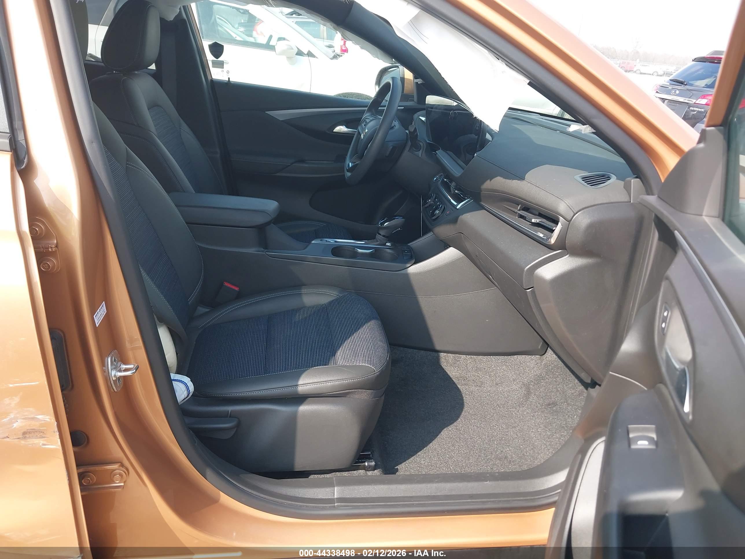 BUICK ENVISTA image 5