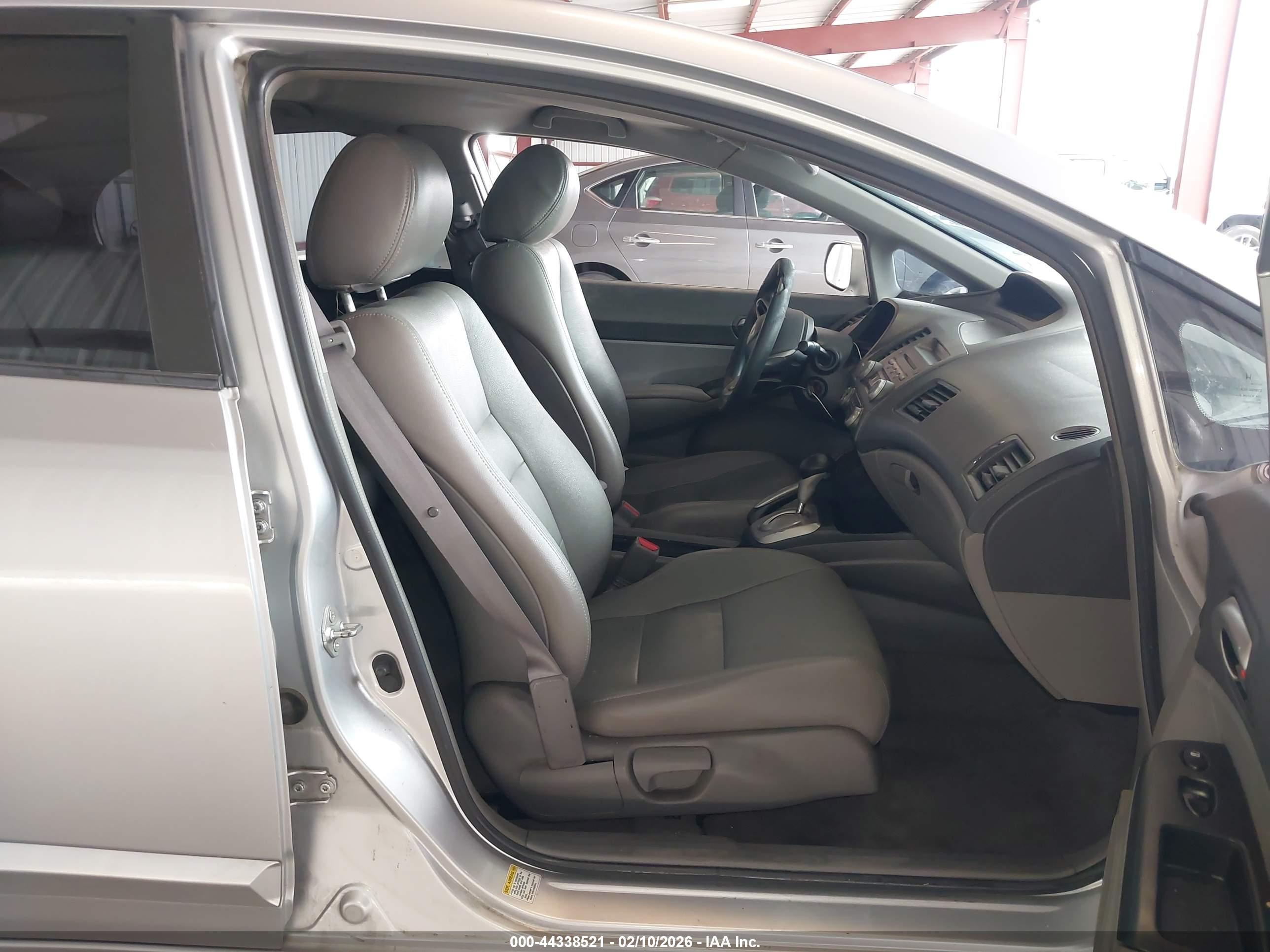 HONDA CIVIC image 5
