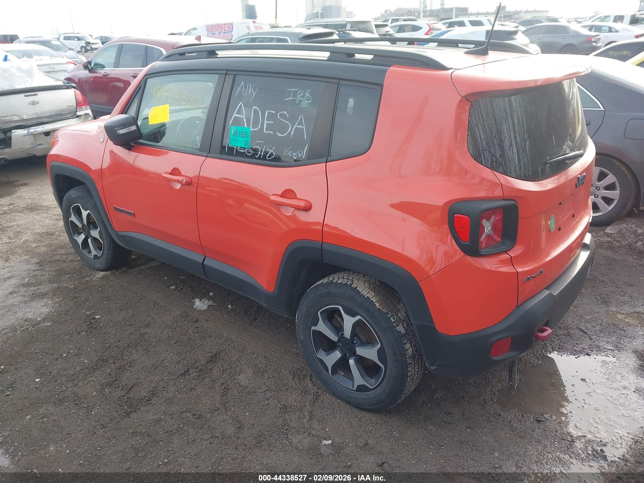 JEEP RENEGADE image 3