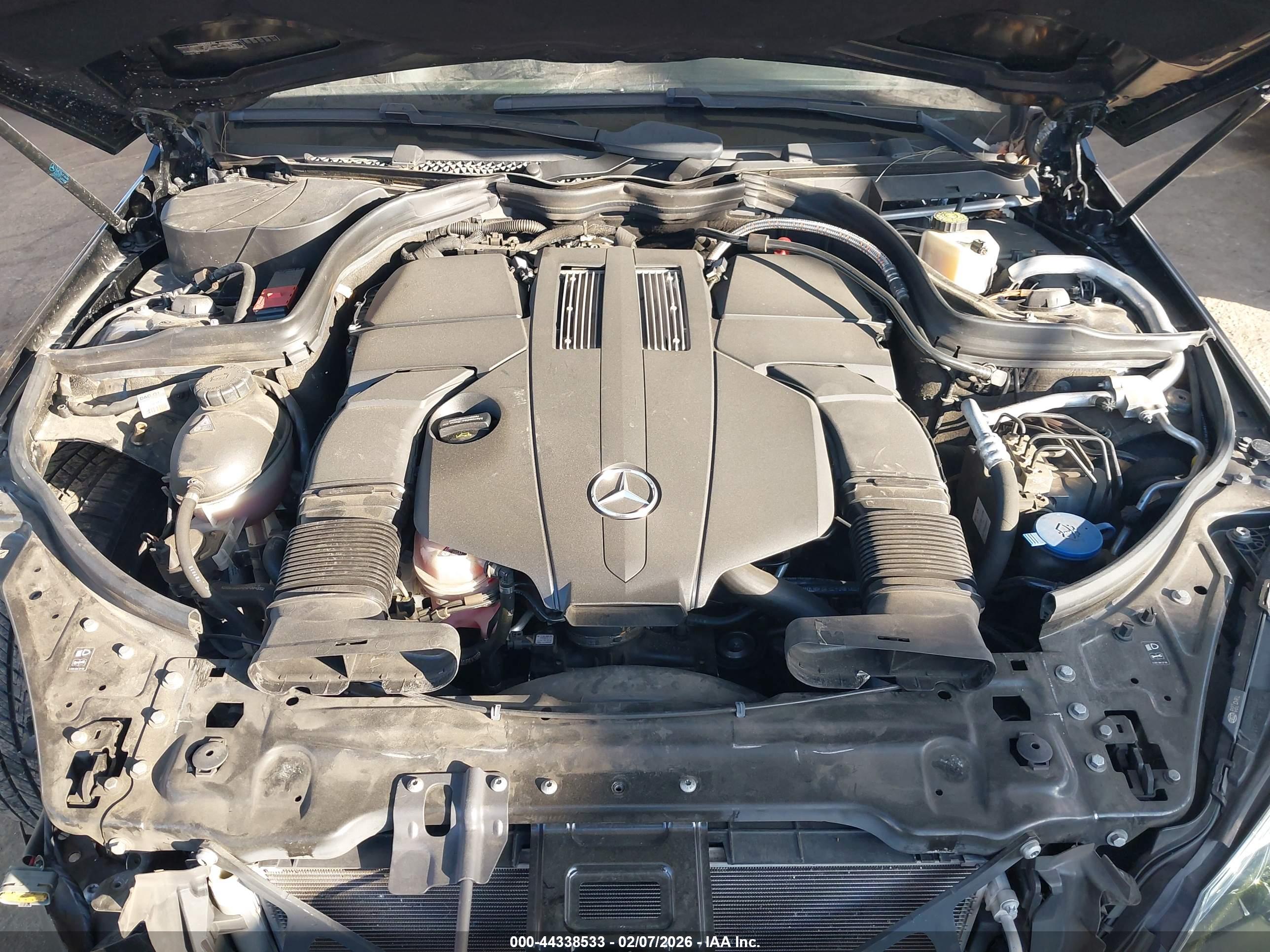 MERCEDES-BENZ E image 10