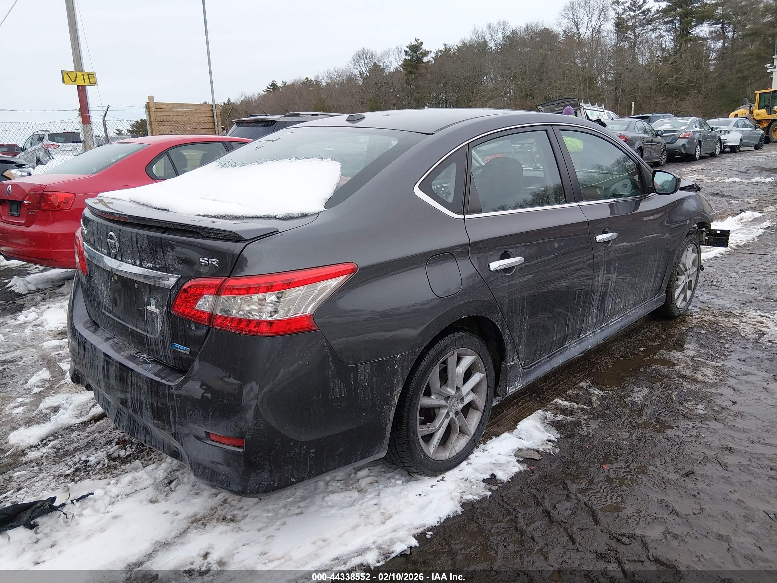 NISSAN SENTRA image 3