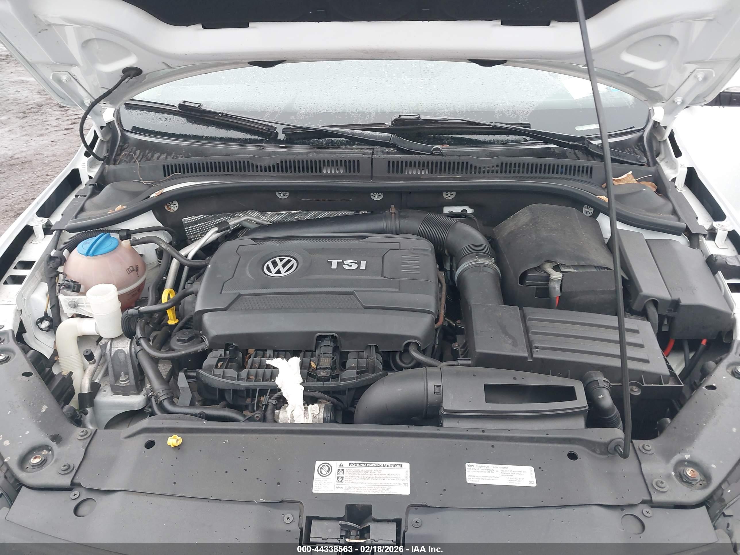 VOLKSWAGEN JETTA image 10