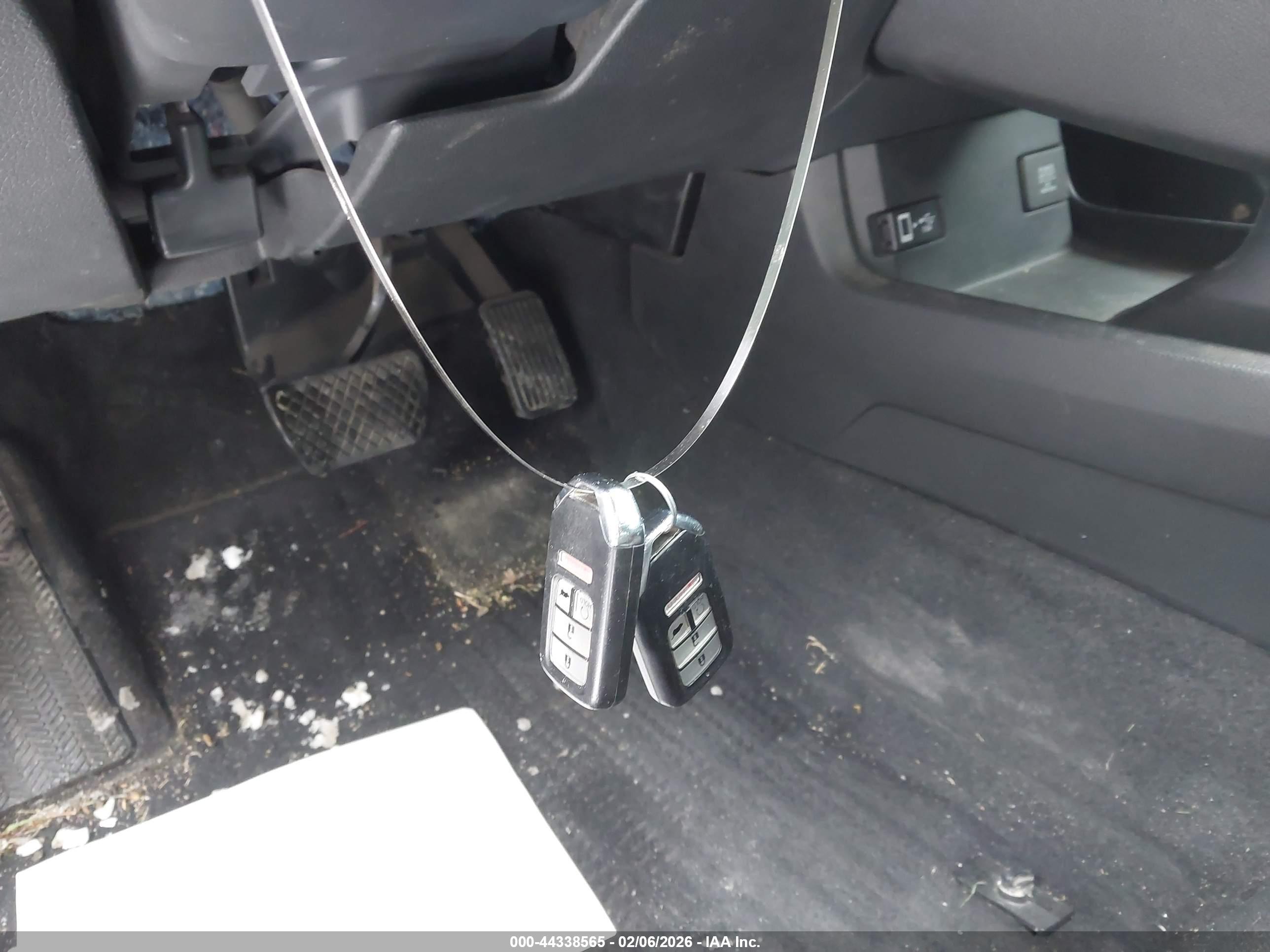 HONDA CIVIC image 11