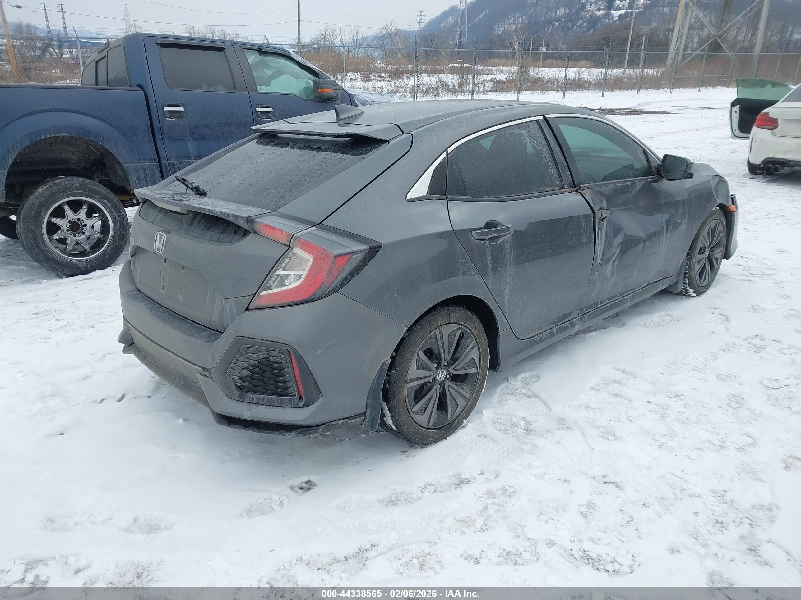 HONDA CIVIC image 4