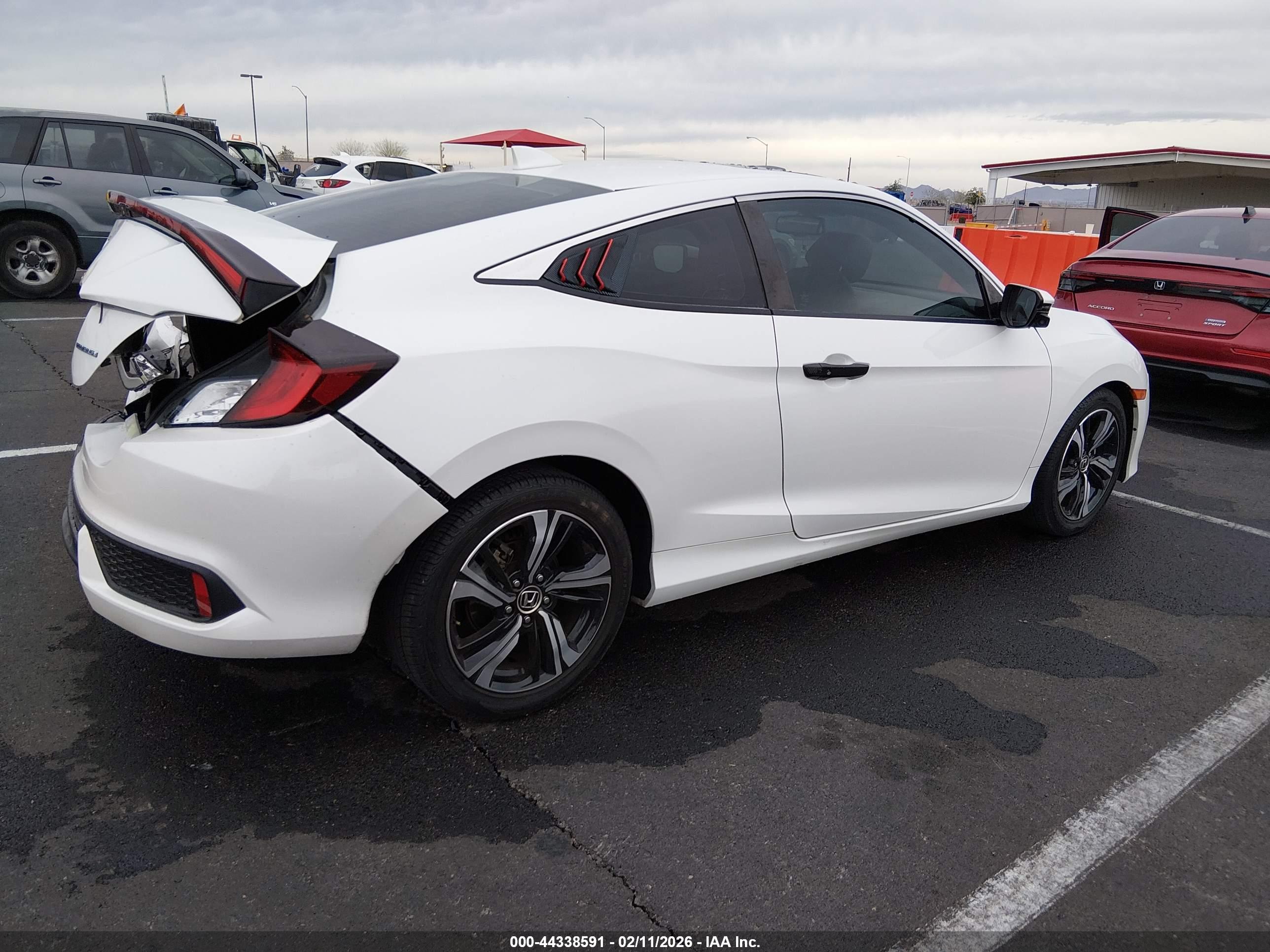 HONDA CIVIC image 4