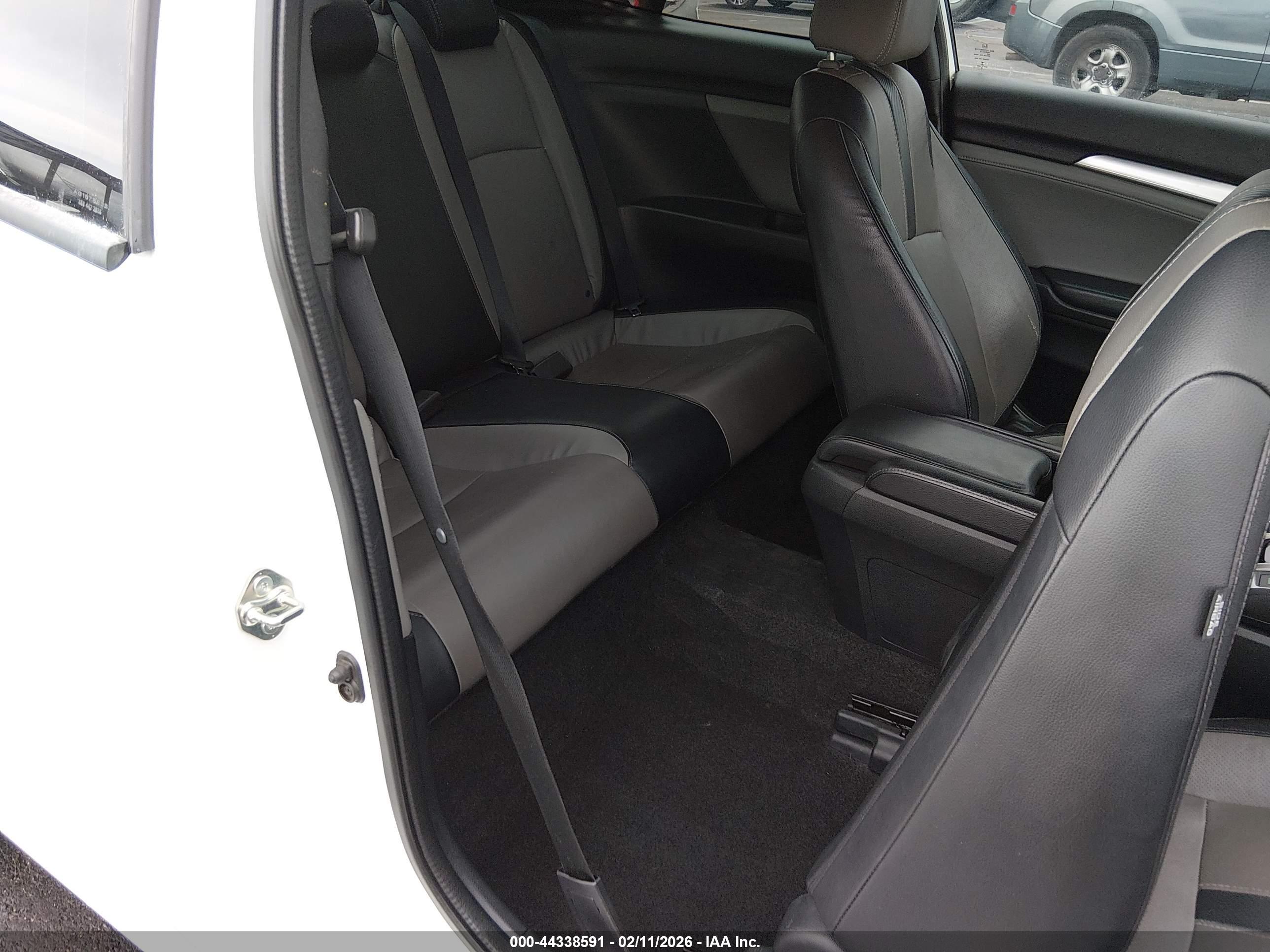 HONDA CIVIC image 8