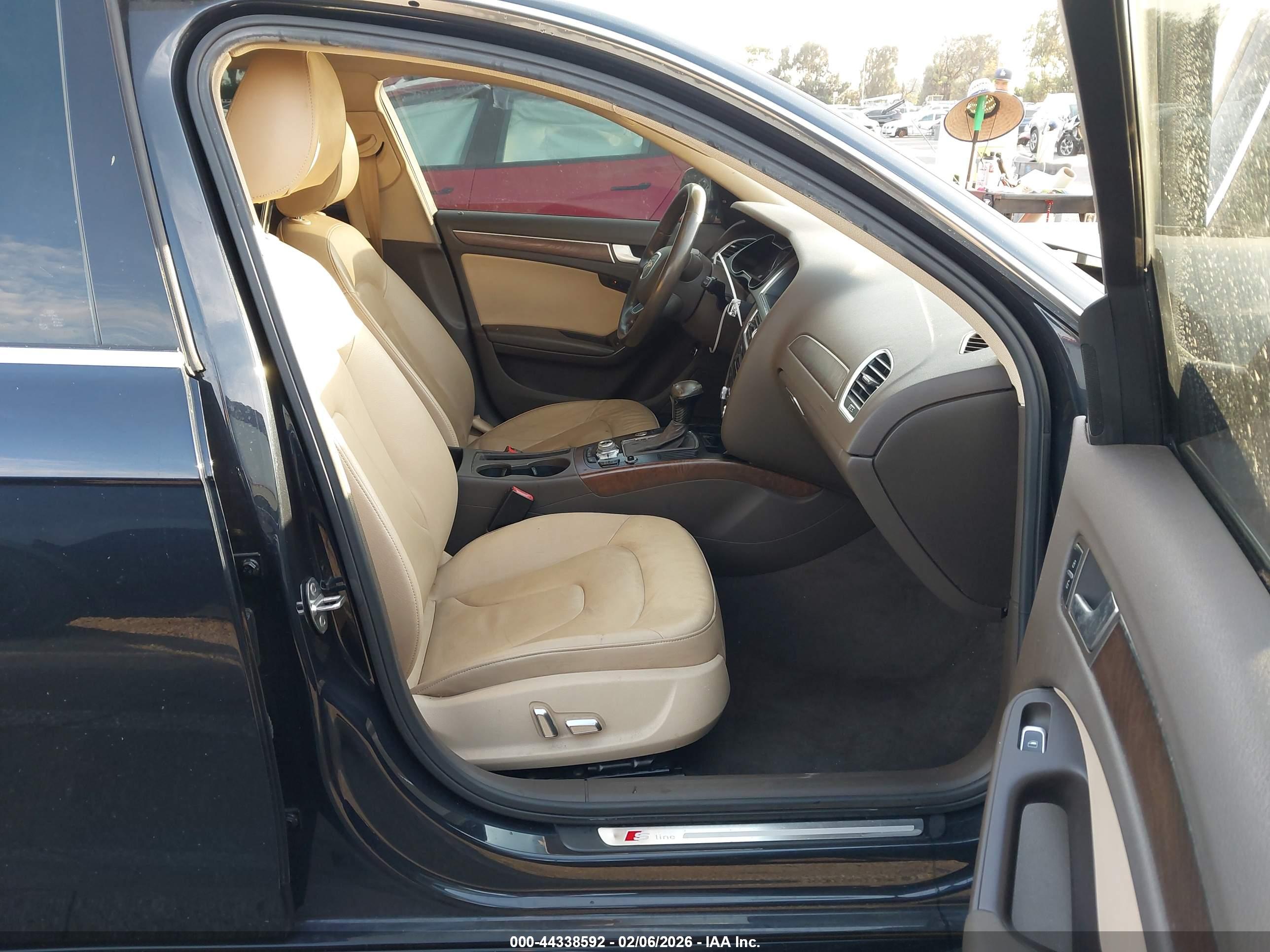 AUDI A4 image 5