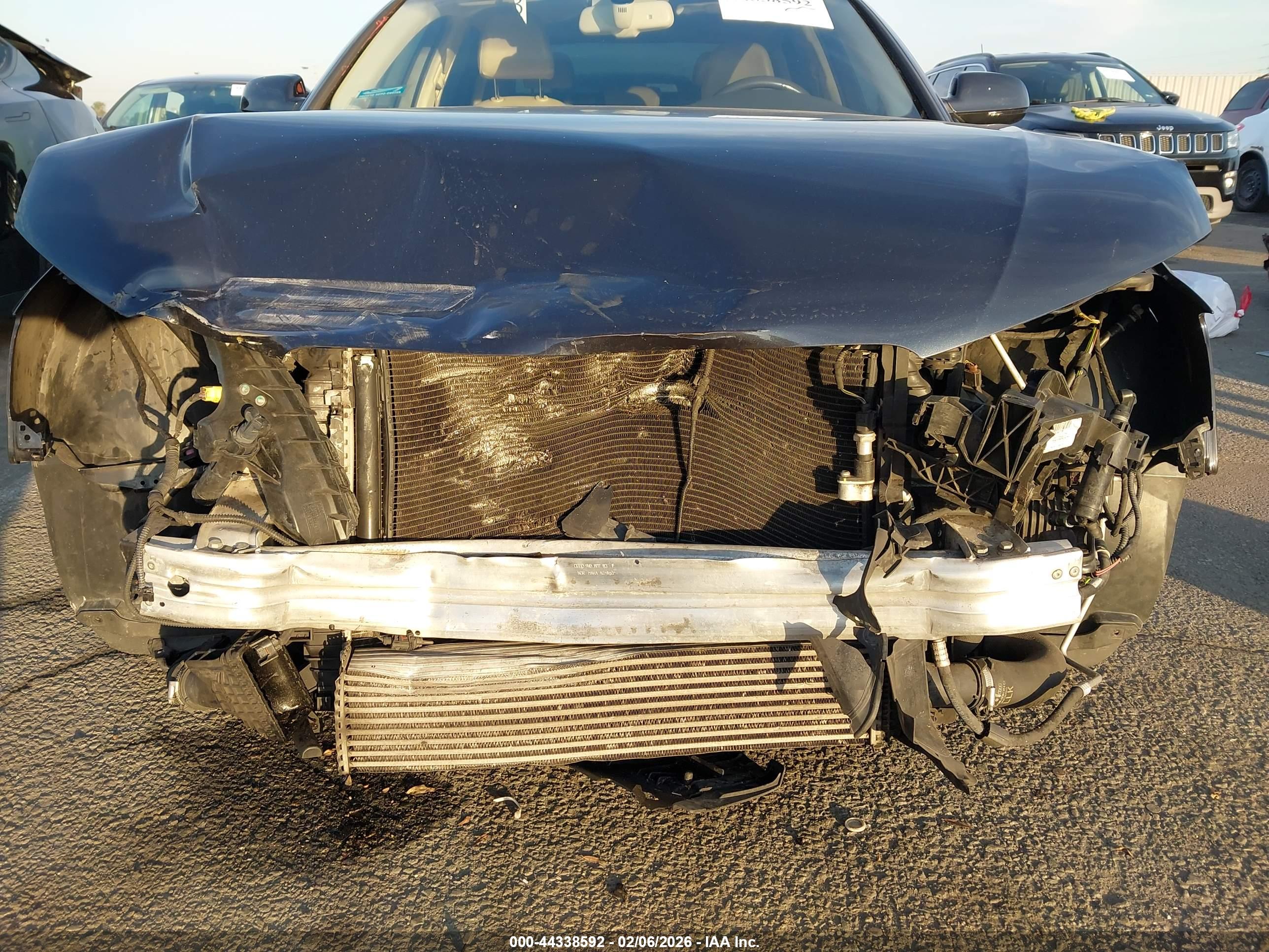 AUDI A4 image 6