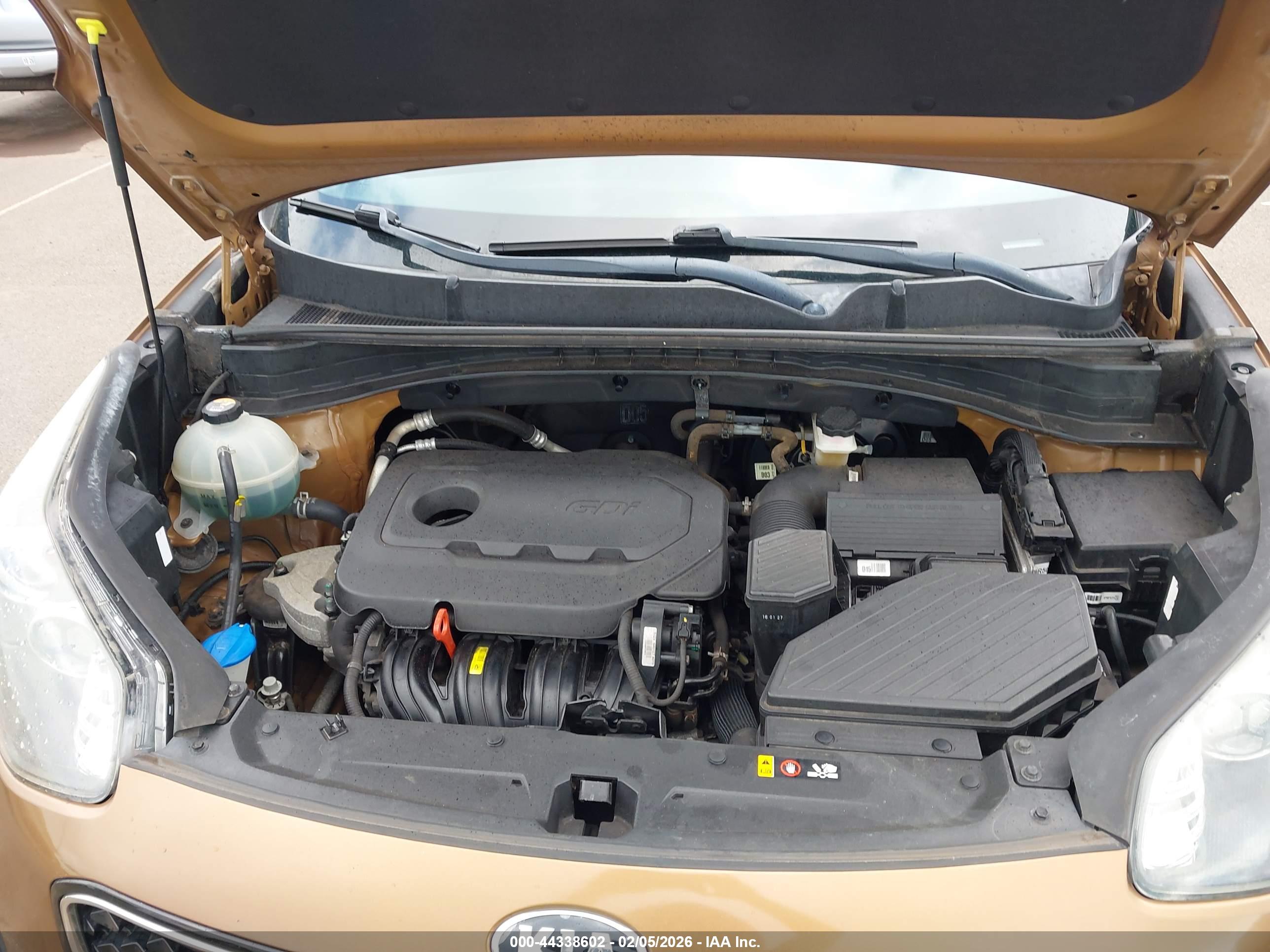 KIA SPORTAGE image 10
