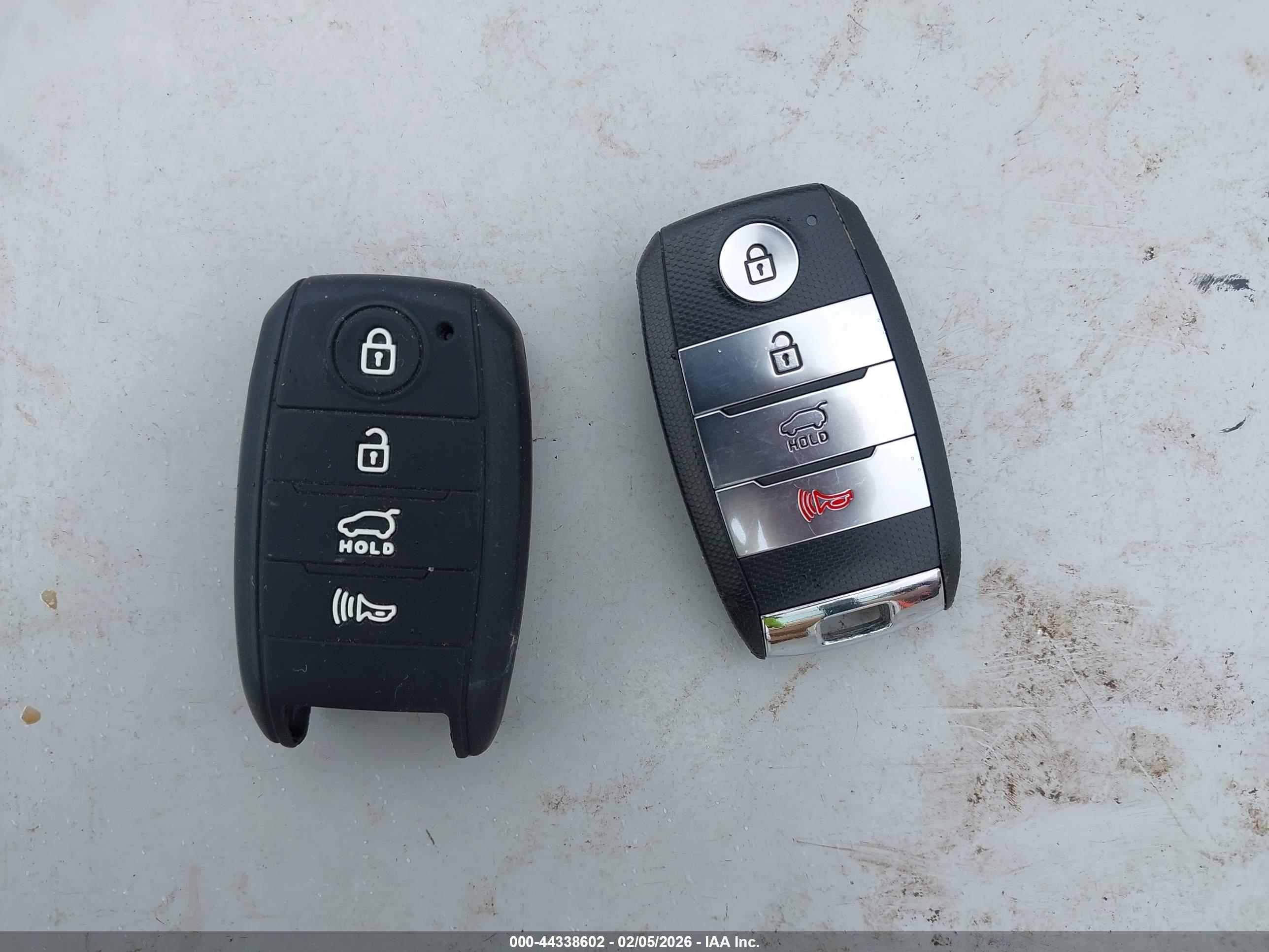 KIA SPORTAGE image 11