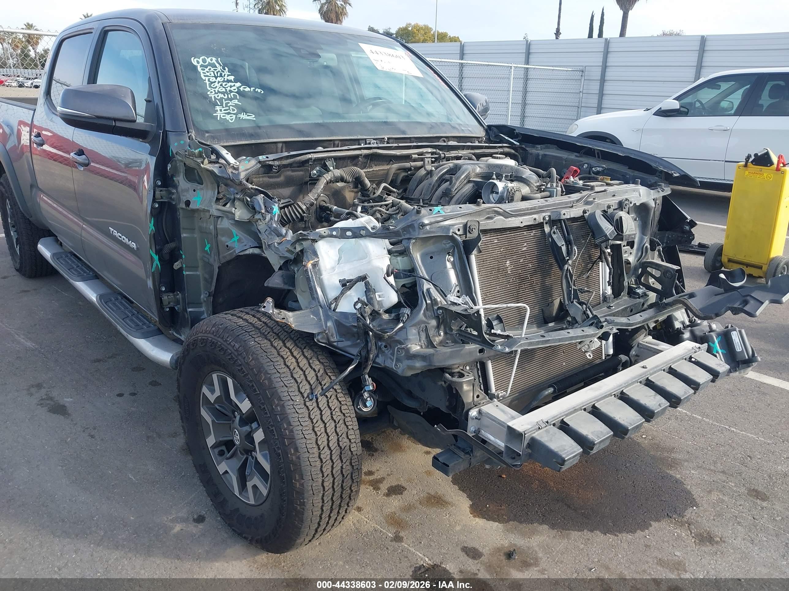 TOYOTA TACOMA image 6