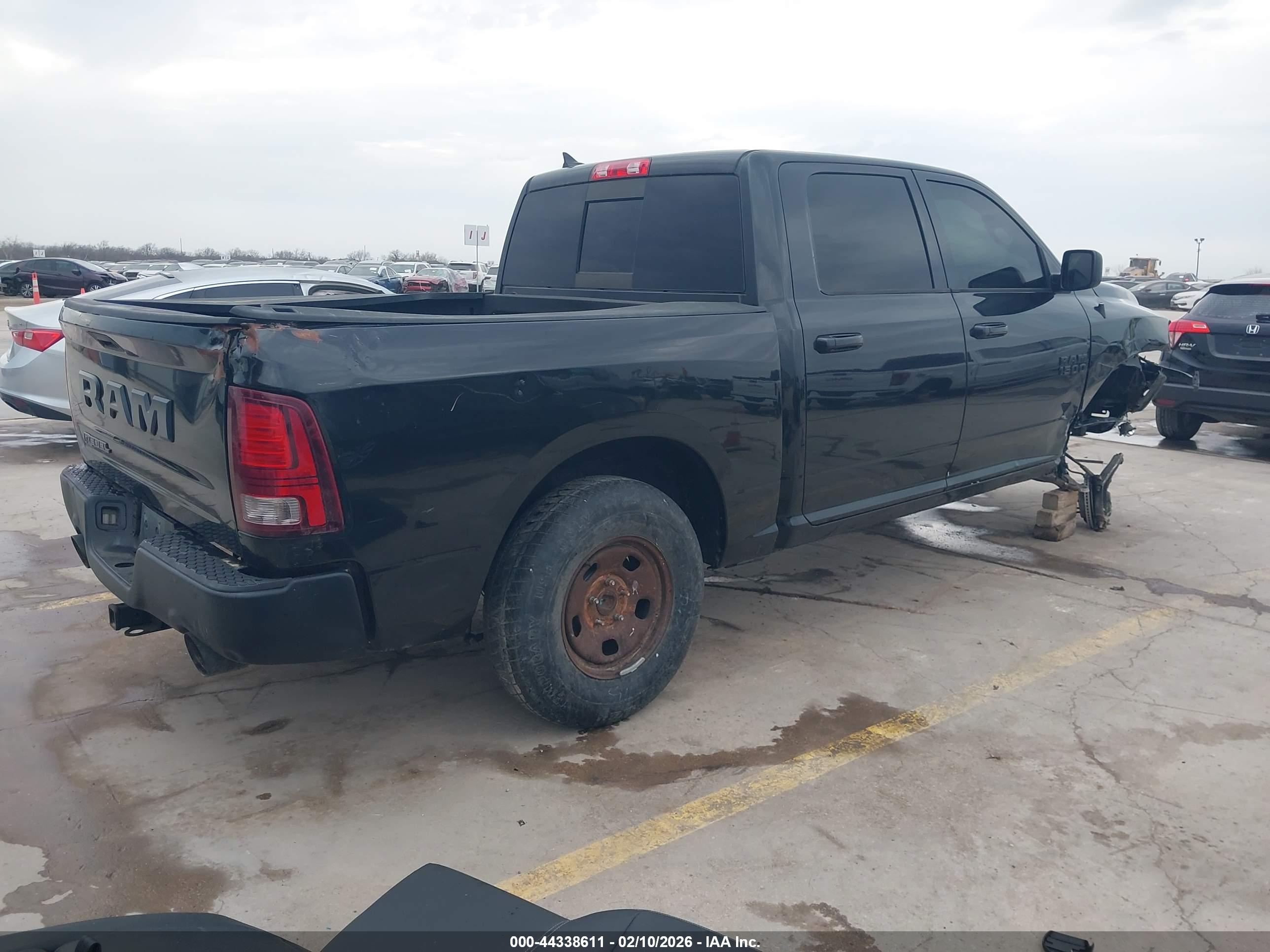 RAM 1500 image 4