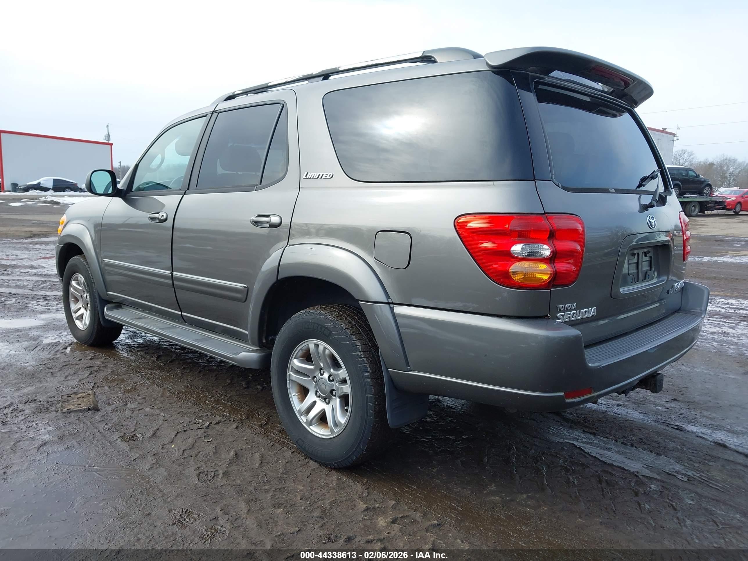 TOYOTA SEQUOIA image 3