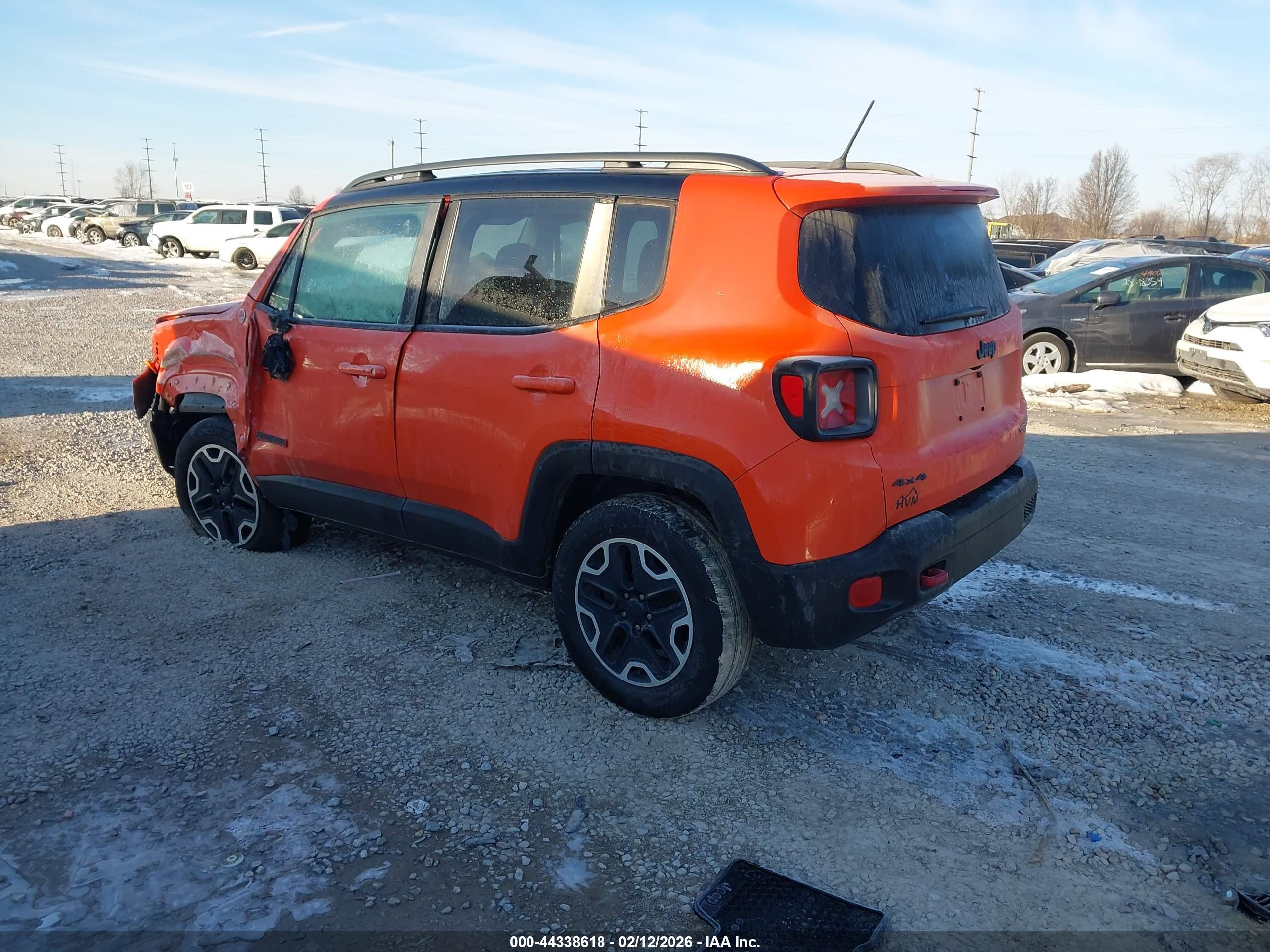 JEEP RENEGADE image 3